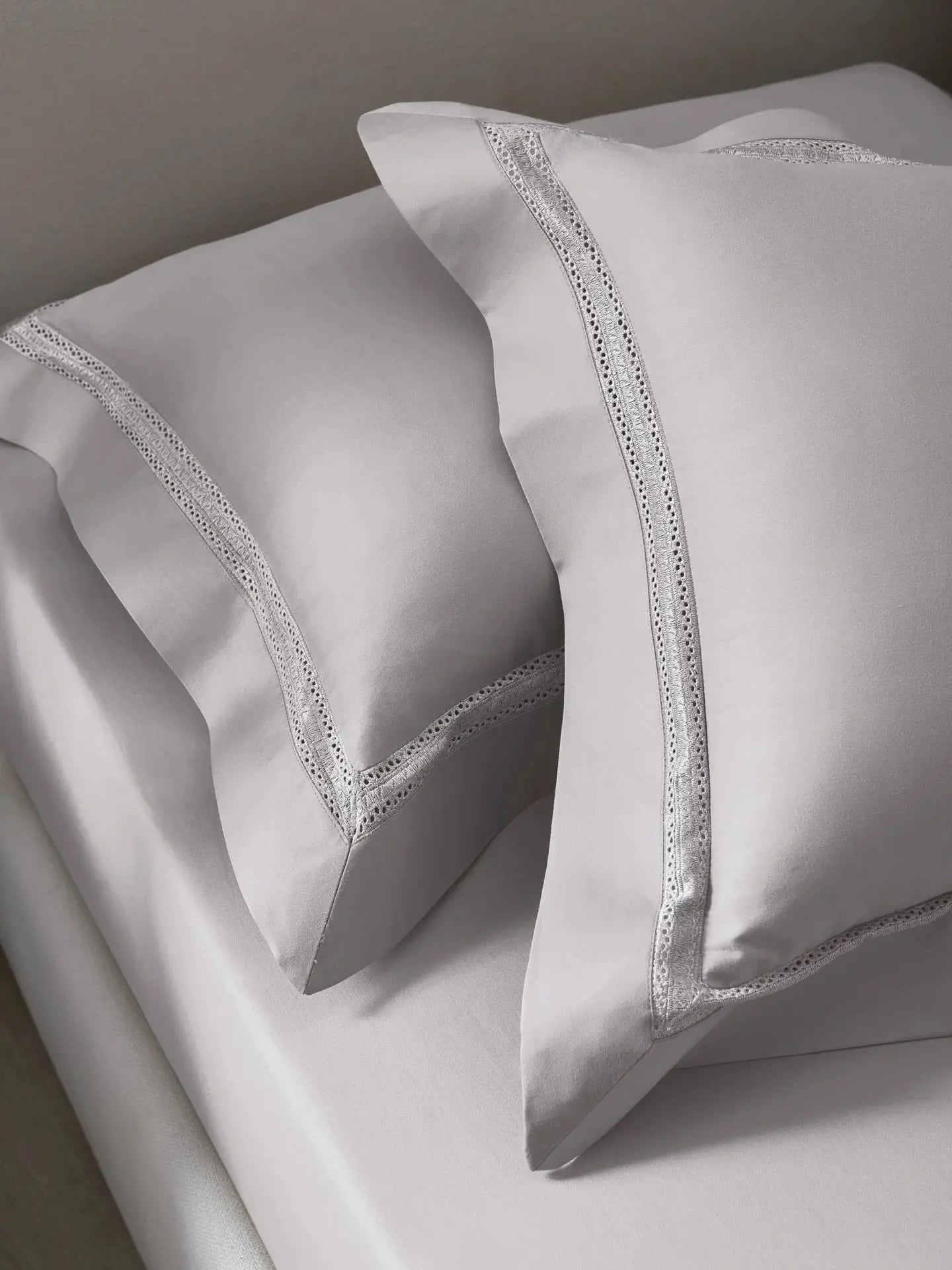 Plain Bedsheet P009 Quite Grey By (Sansaar A D'decor Brand) Sansaar A D'decor Brand