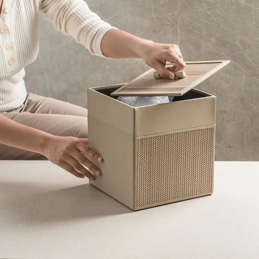 RIGGIANI - Waste Bin SPREAD HOME PROD PVT LTD.