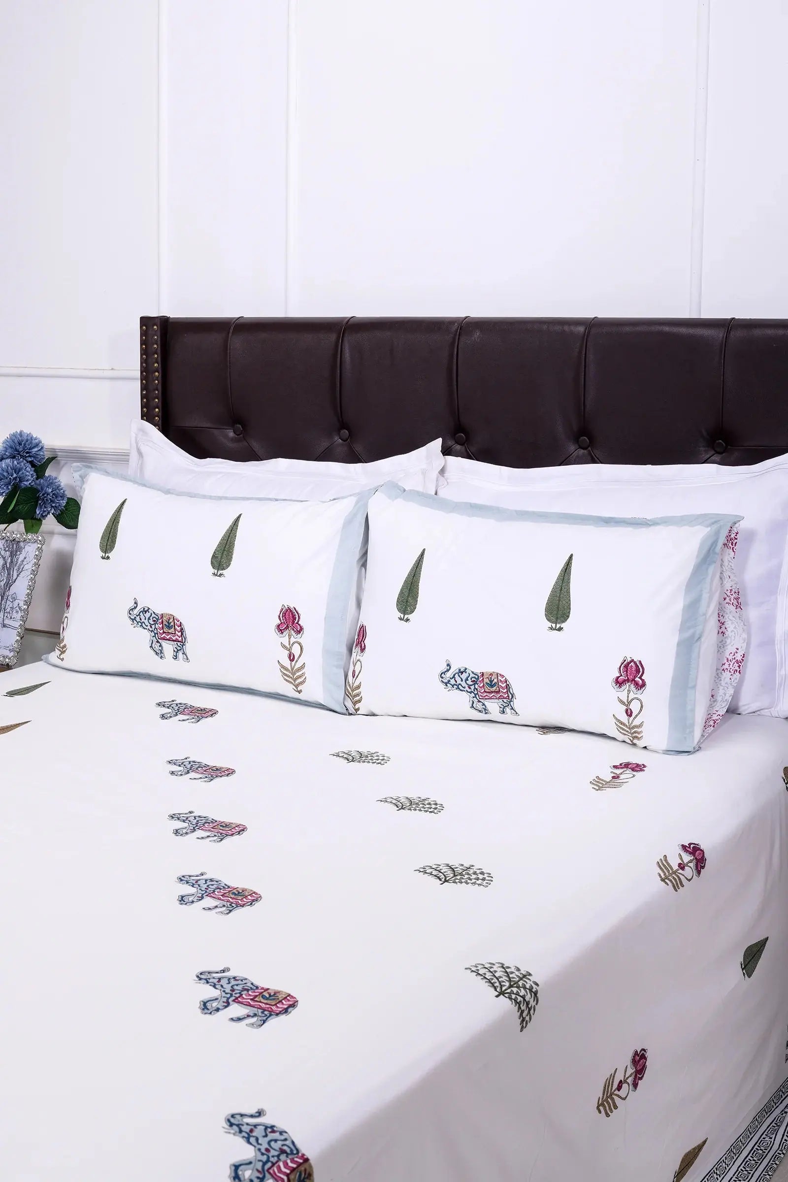 Elephant & floral block Cream Cotton Percale Bedsheet -108 x 108inch - grahsajja