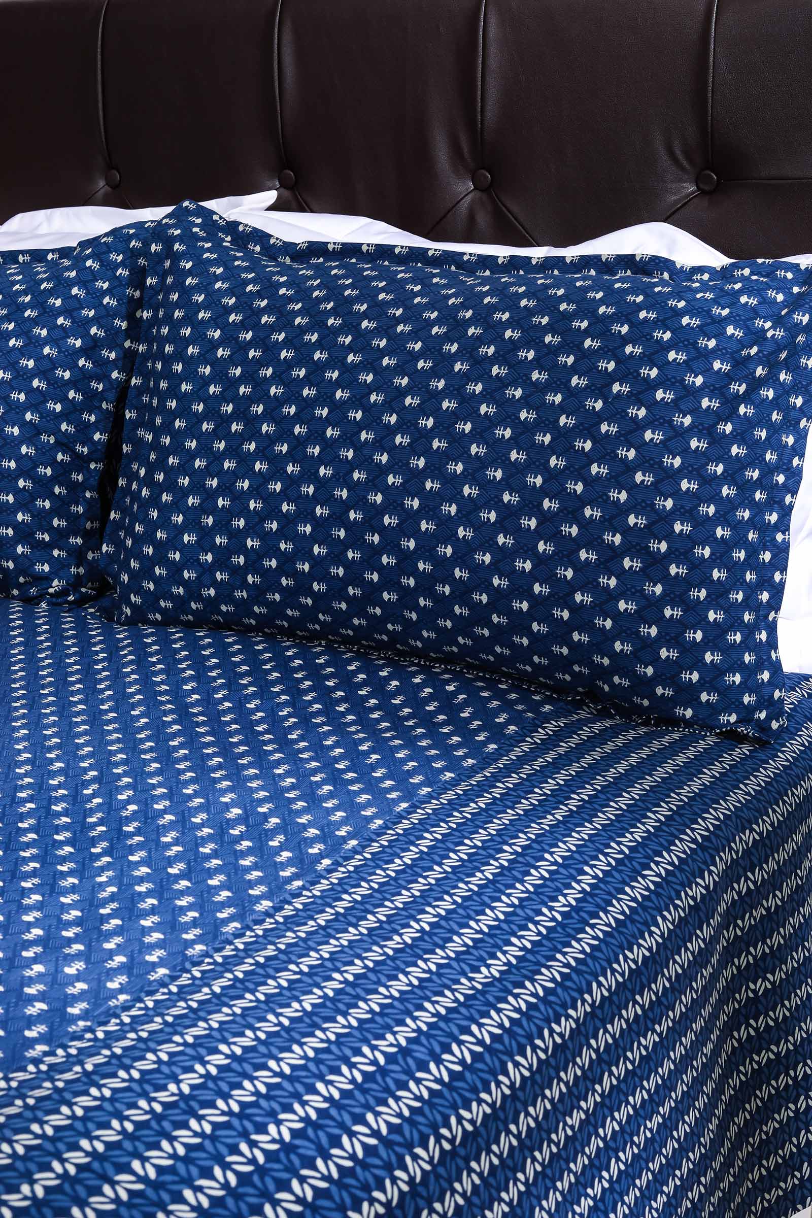 Block Printed Bedsheet Indigo ikkat 01 90 x 108inch - grahsajja