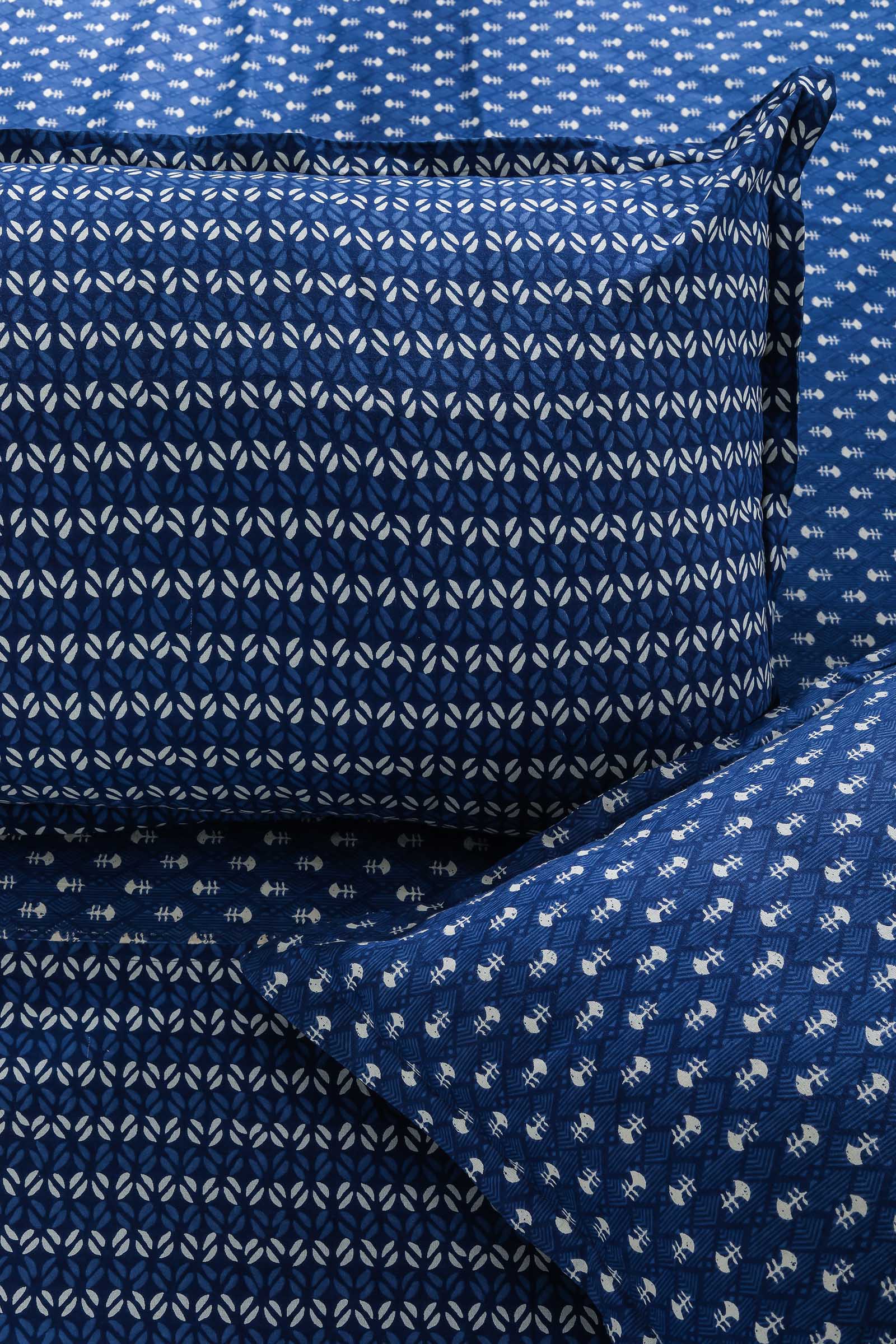 Block Printed Bedsheet Indigo ikkat 01 90 x 108inch - grahsajja