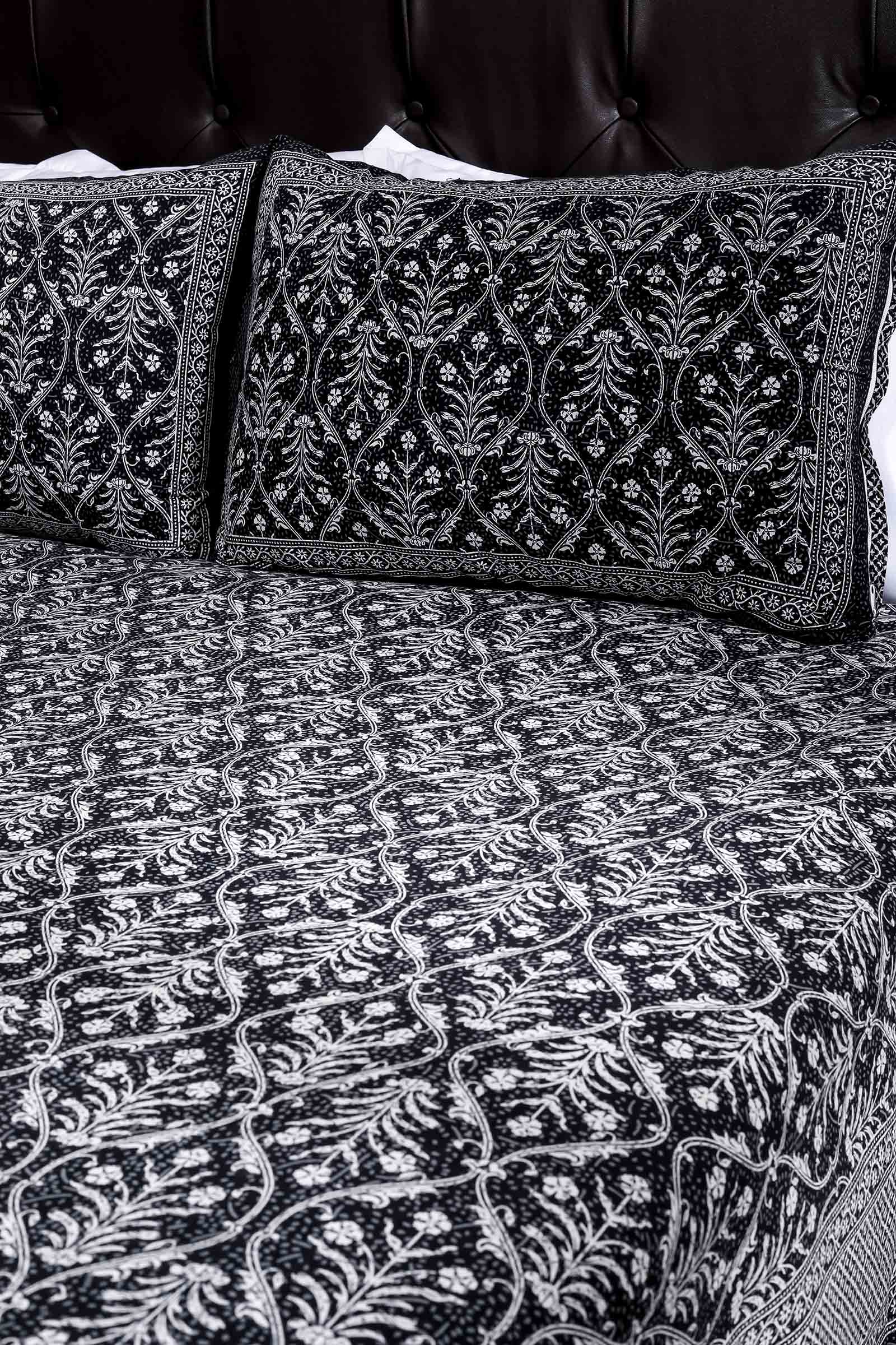 Printed Bedsheet Pastel Jaal Print Black 90 x 108inch - grahsajja