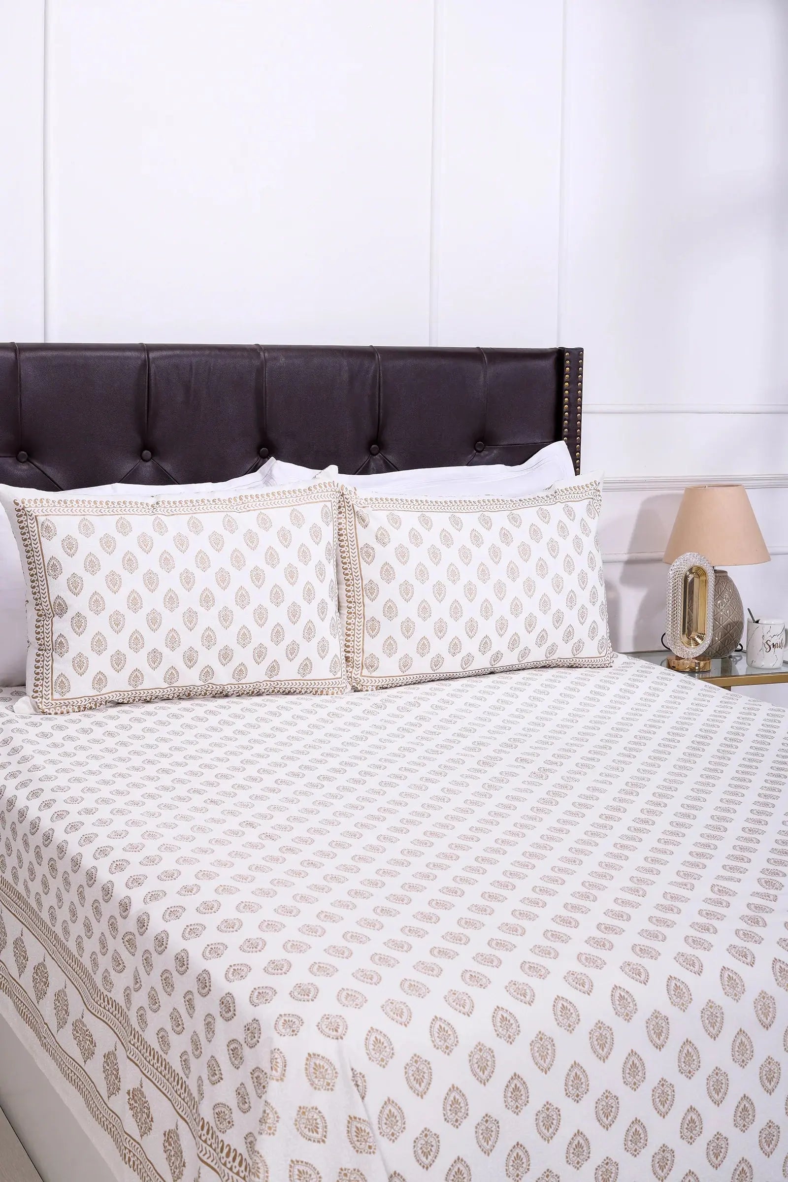 Pastel Jameela Booti White Cotton Bedsheet 90 x 108 in - grahsajja