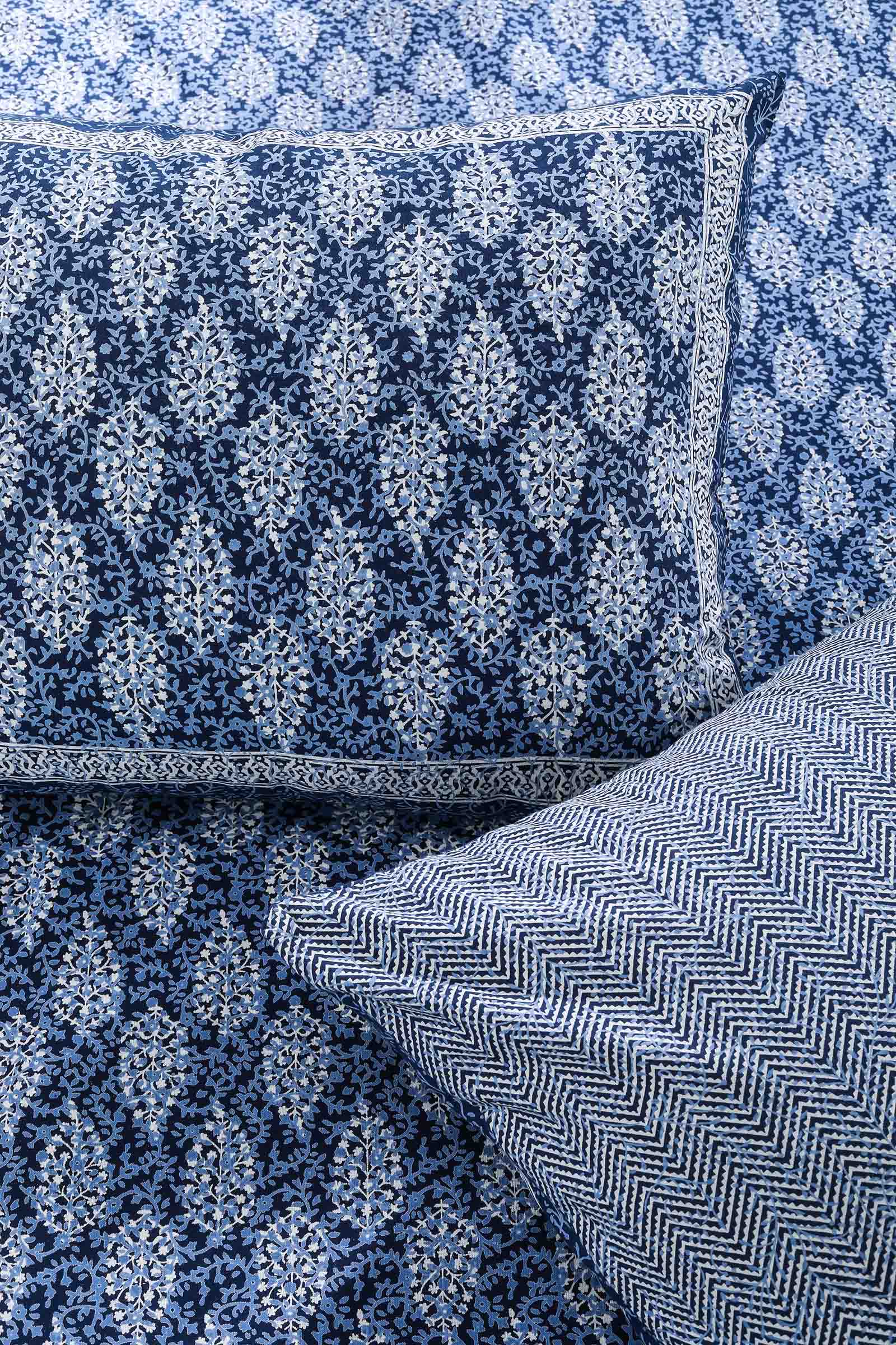 Block Printed Bedsheet Boota Blue 90 x 108inch - grahsajja