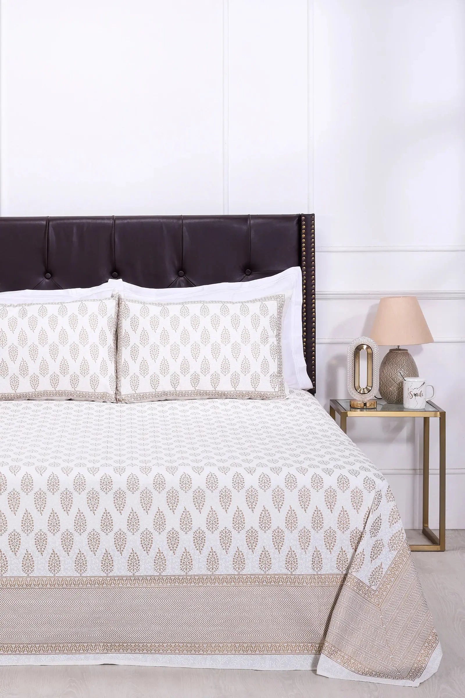 Pastel New Booti White Cotton Bedsheet 90 x 108 - grahsajja