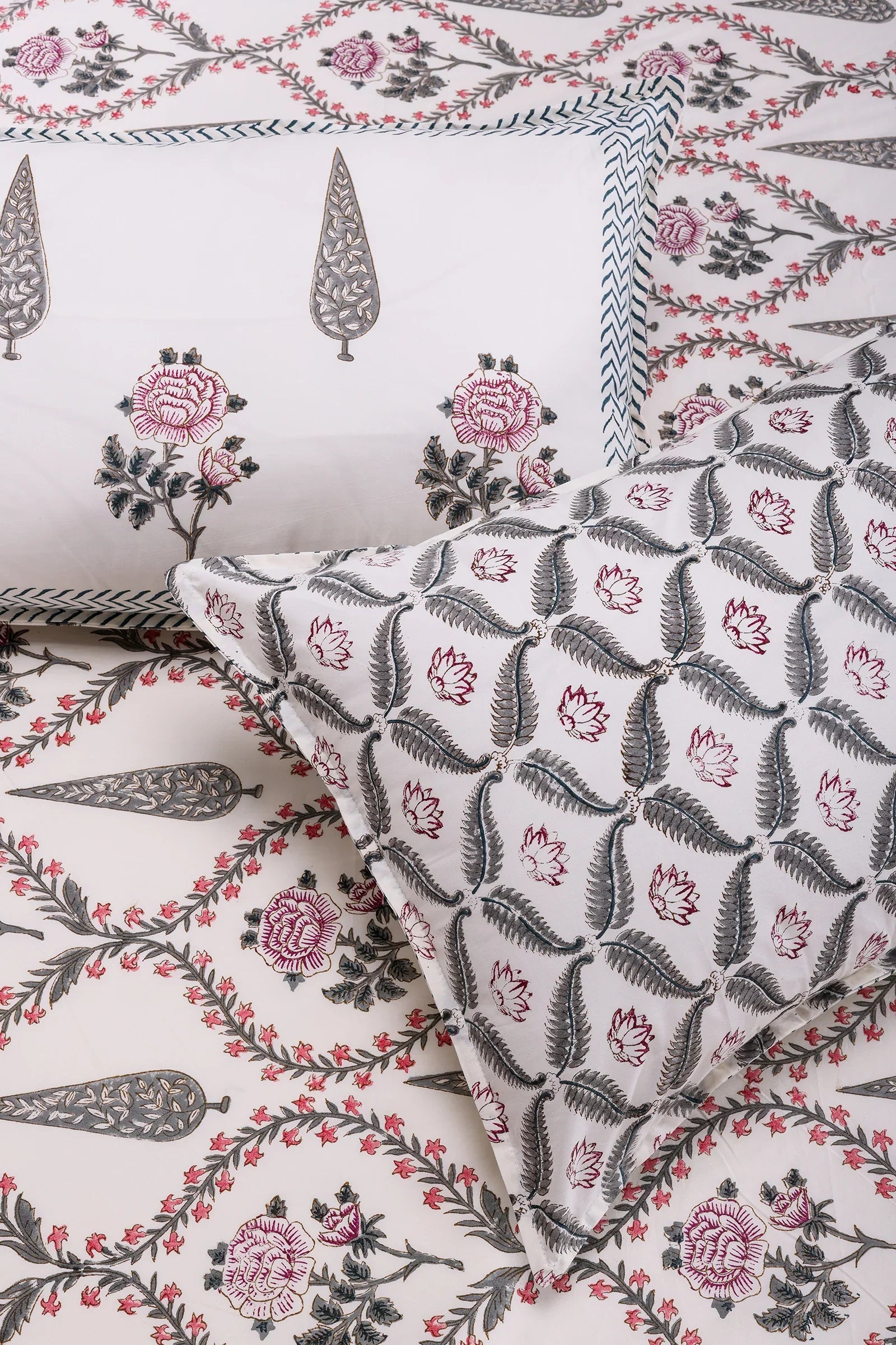 Cypress & Rose jaal block Cream Cotton Percale Bedsheet -108 x 108inch - grahsajja