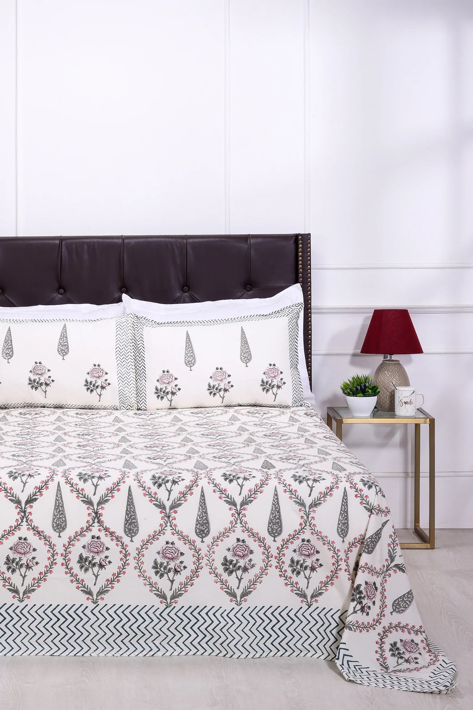 Cypress & Rose jaal block Cream Cotton Percale Bedsheet -108 x 108inch - grahsajja