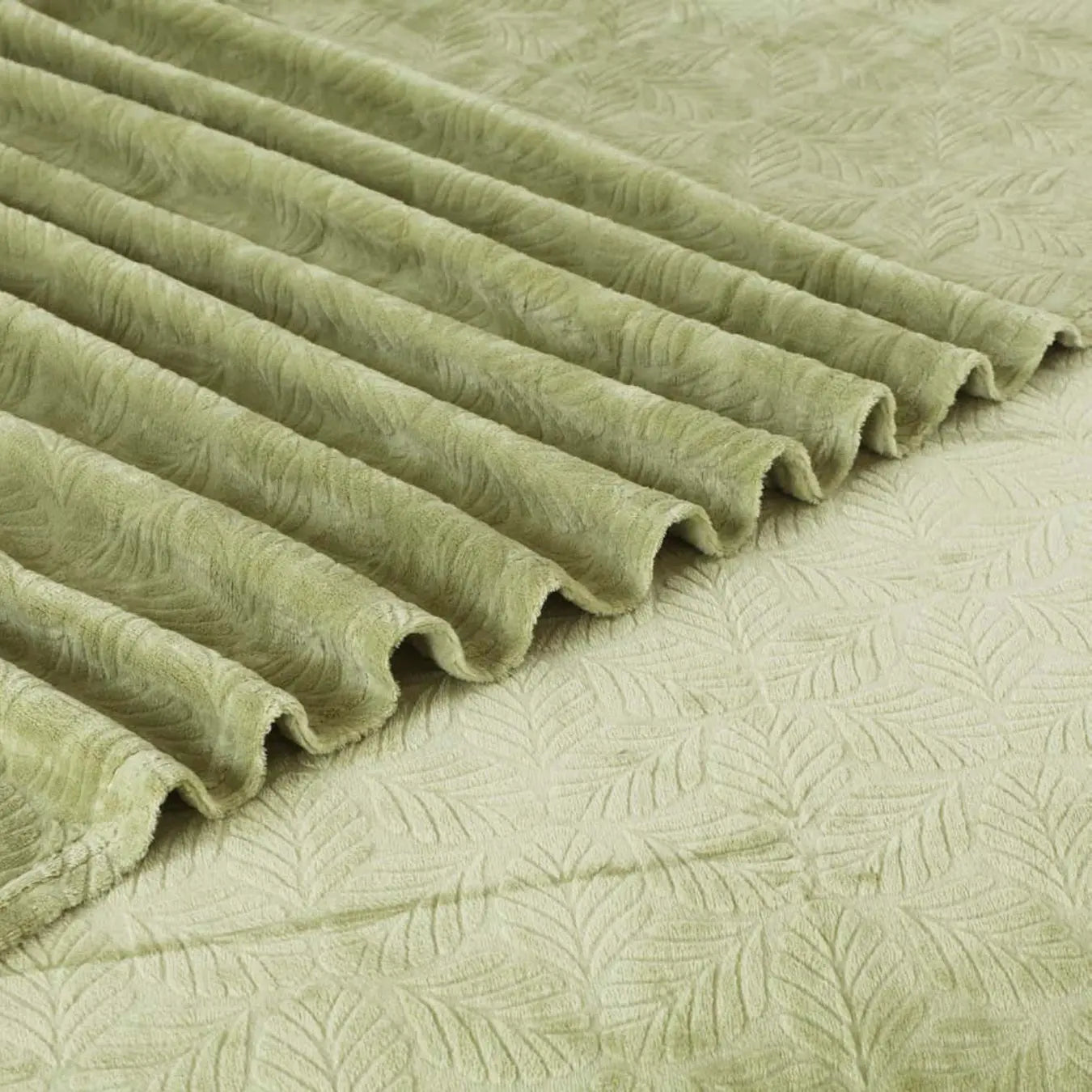 Sutton Warm Bedsheet Double bed with 2pc Pillow Cover| Sage Green LA CASA