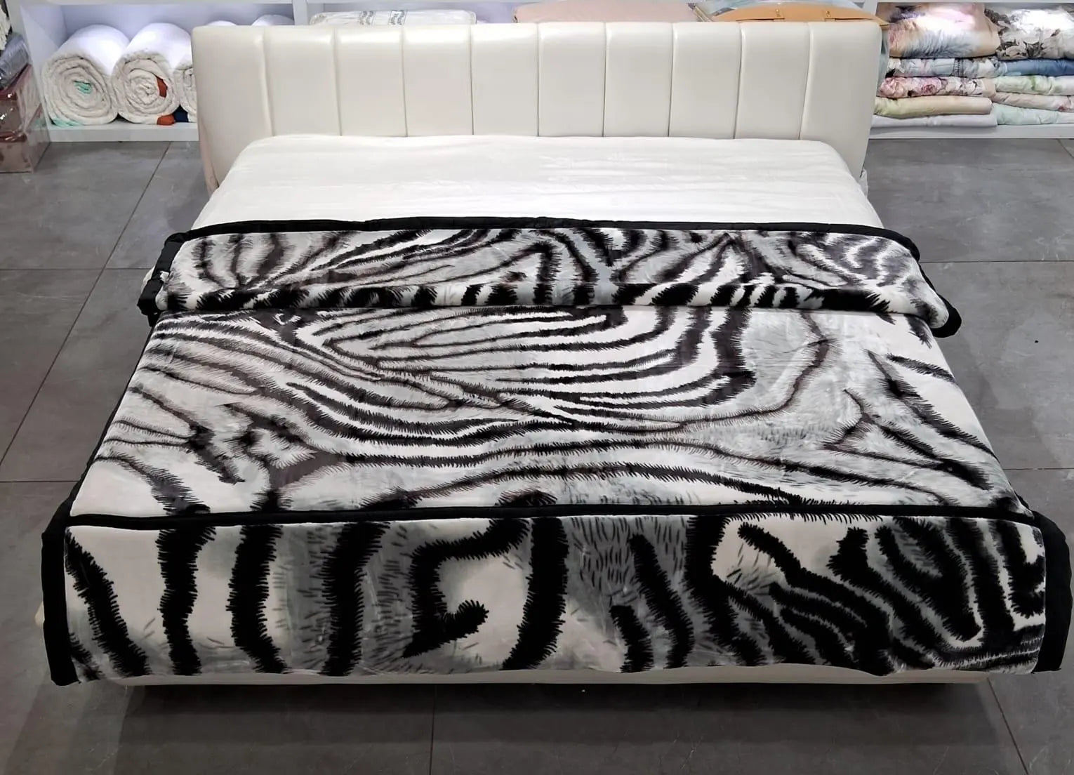 Kosher Mink Double Bed Mink Blanket - grahsajja