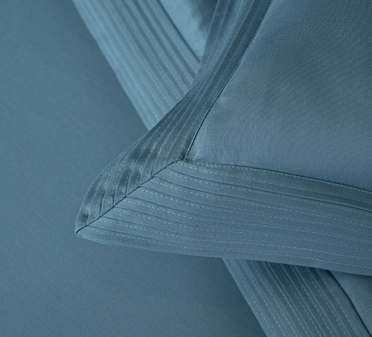 D'decor Beautiful Living | Regis 300 TC bed in bag COBALT - grahsajja