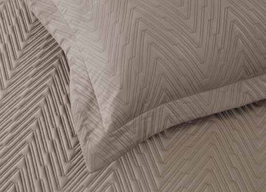 Anna Simona Helm Bedspread 400 TC Cotton Satin SAND