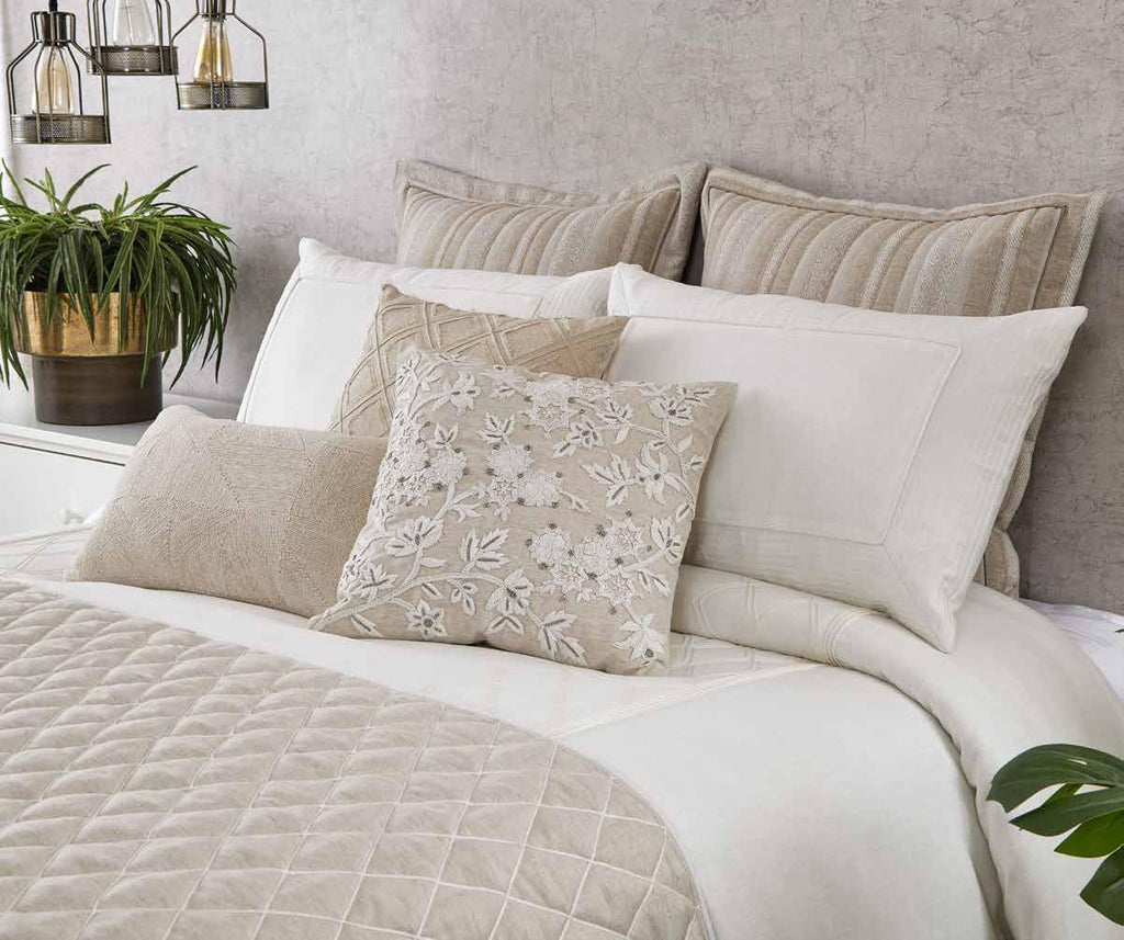 Anna Simona Duvet Ensemble Monarch OFF WHITE