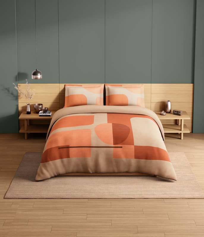 Spaces Avaris Structure 100% Cotton 210 TC Sateen Geometric Large Bedsheet with 2 Pillow Covers, Shifting Sand