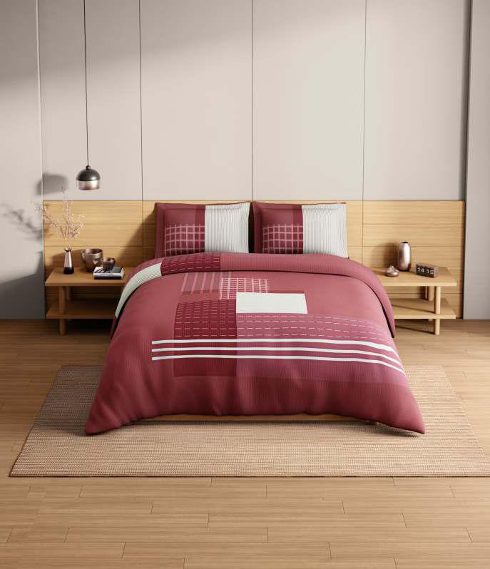 Spaces Avaris Structure 100% Cotton 210 TC Sateen Geometric Large Bedsheet with 2 Pillow Covers, Maroon