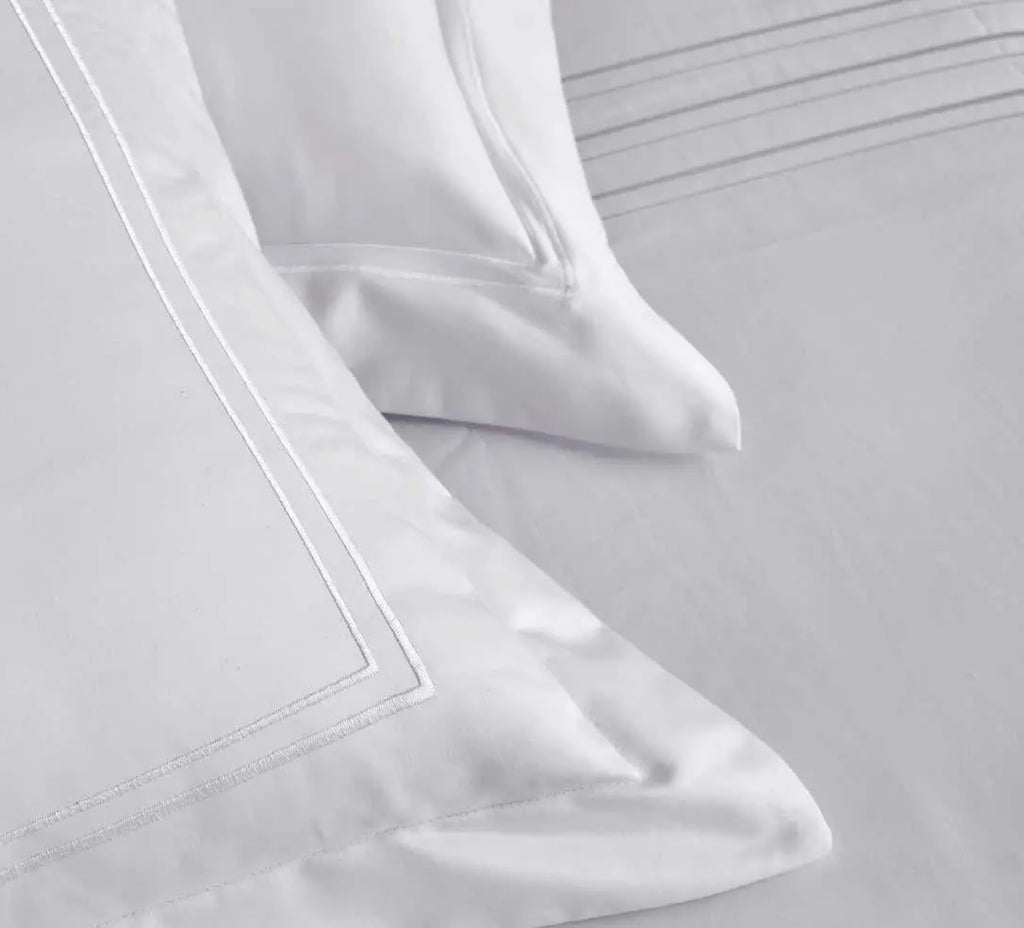 Ddecor Live Beautiful Pearl Collection Bedding Gift 5 pcsSet Miraan  LUCENT WHITE D'Decor