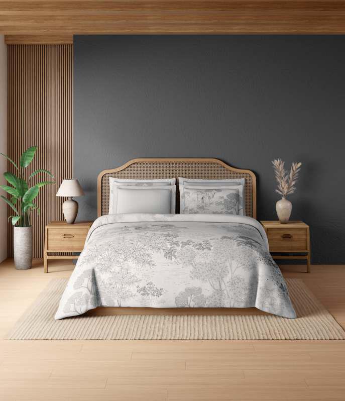 Spaces Sierra Indian Safari 100% Cotton 210 TC Sateen Botanic Large Bedsheet with 2 Pillow Covers, White Sand