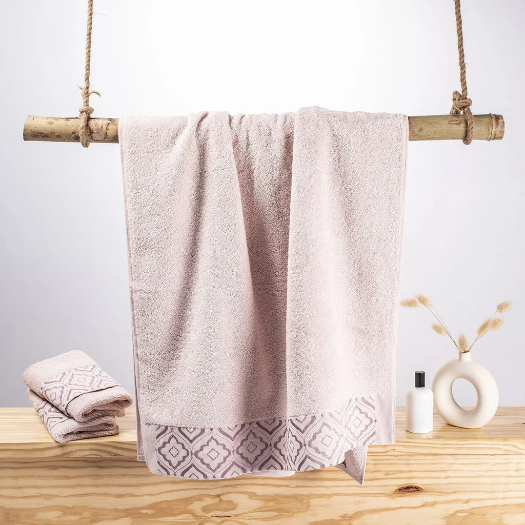 Picasso Bath Towel - Pastoral Diana | Color : Rose