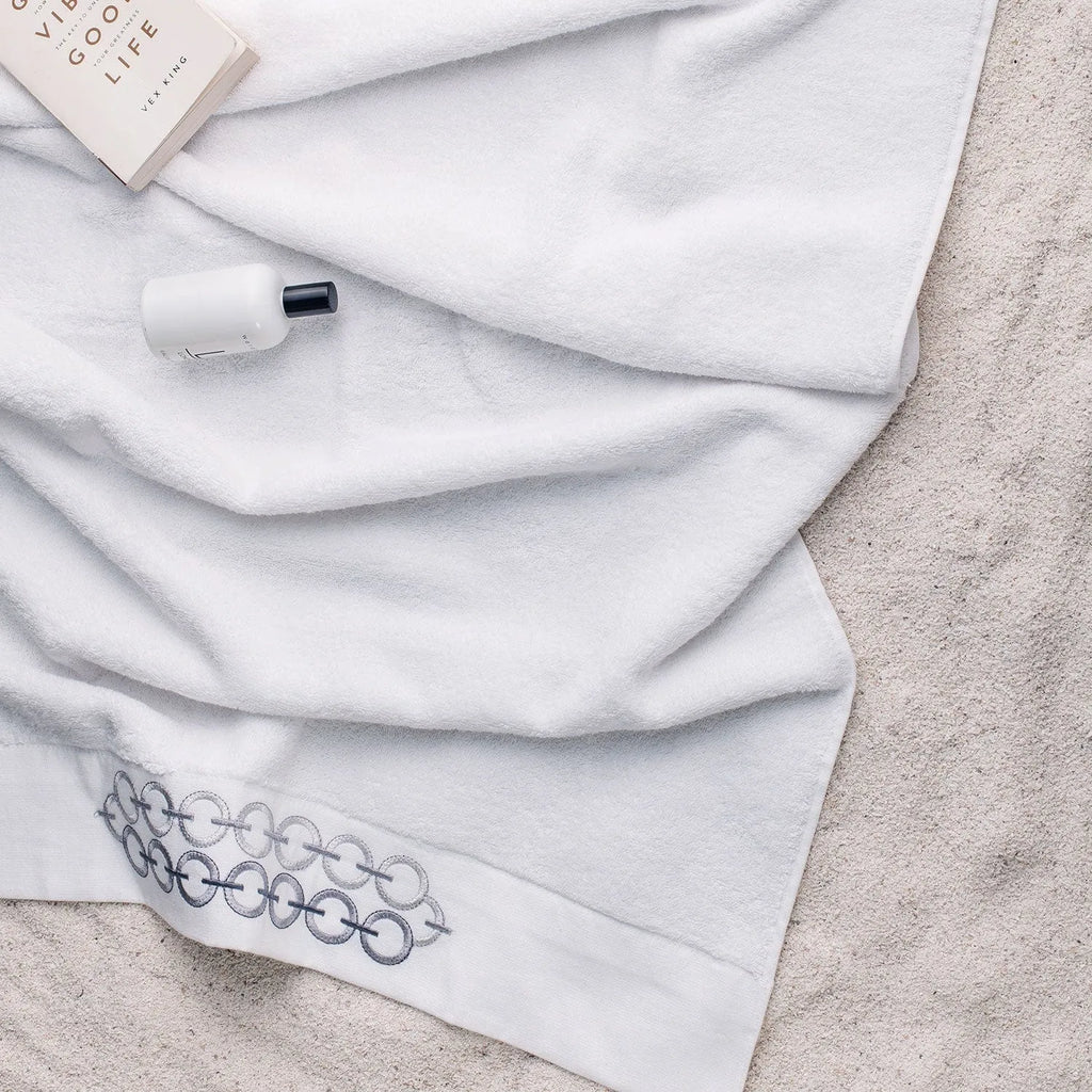 Picasso Towel - Pastroal Delta Bath | Color : White