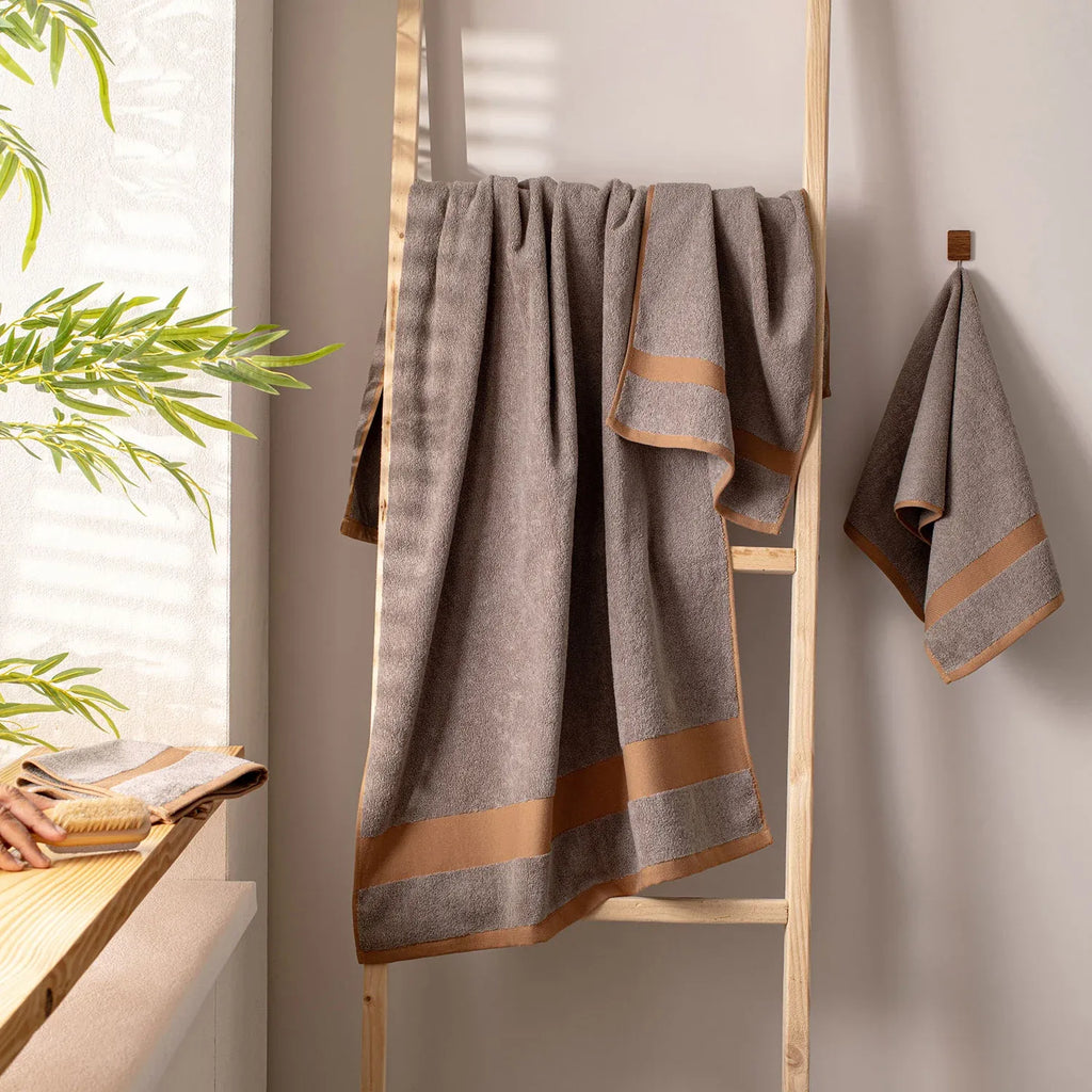 100% Luxury Cotton Bath Towel - Pure Indulgence | Color : Grey 04