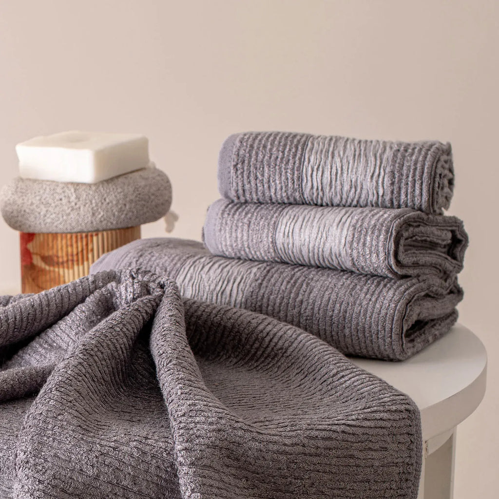 The Bamboo 2 Pcs Face Towel – Gentle Quick-Drying Care for Your Skin | Color : Grey 01