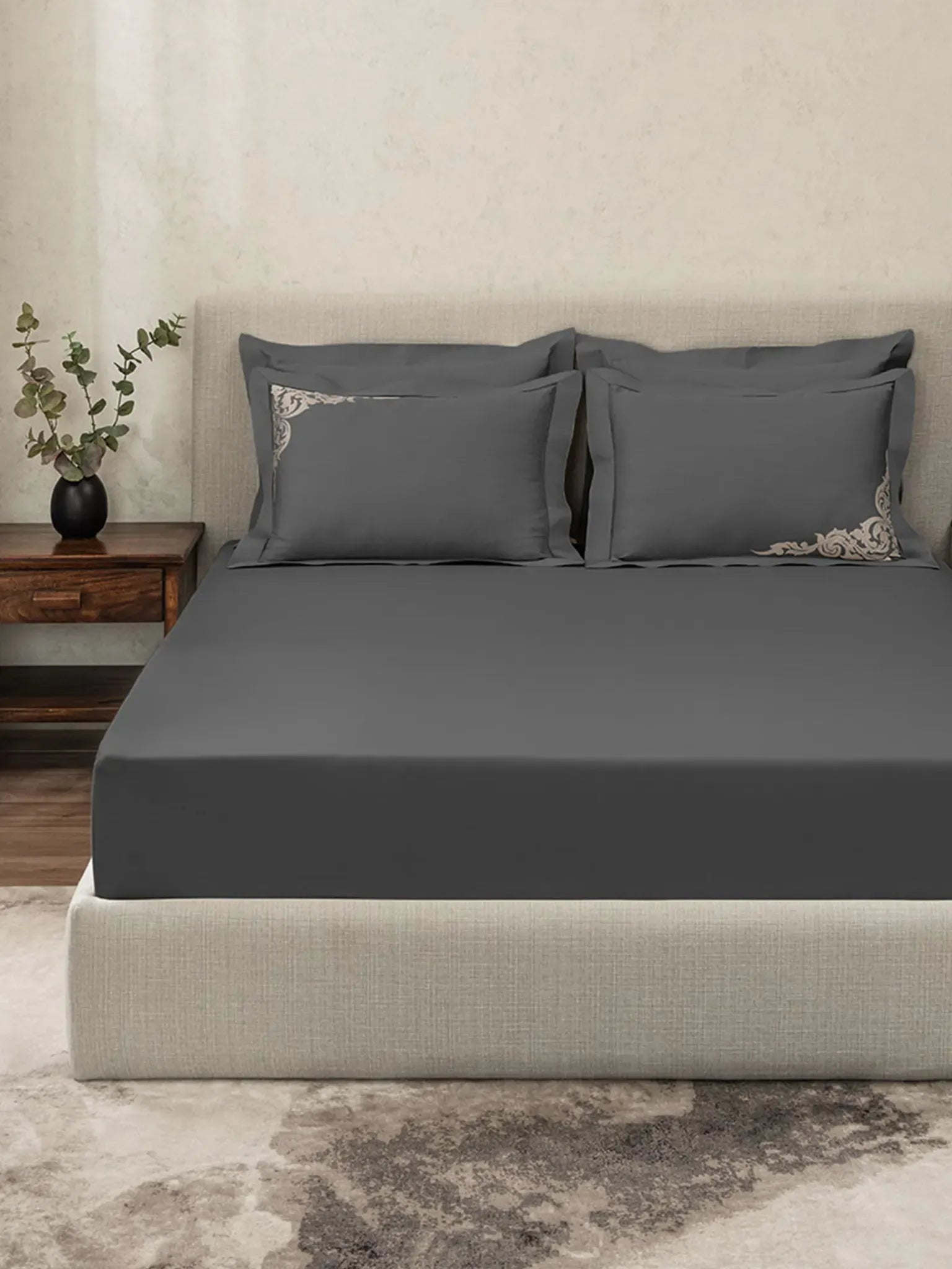 BAROQUE-GRIFFIN KING BED SHEET SET | 1 KING BEDSHEET, 2Pcs PILLOW COVERS