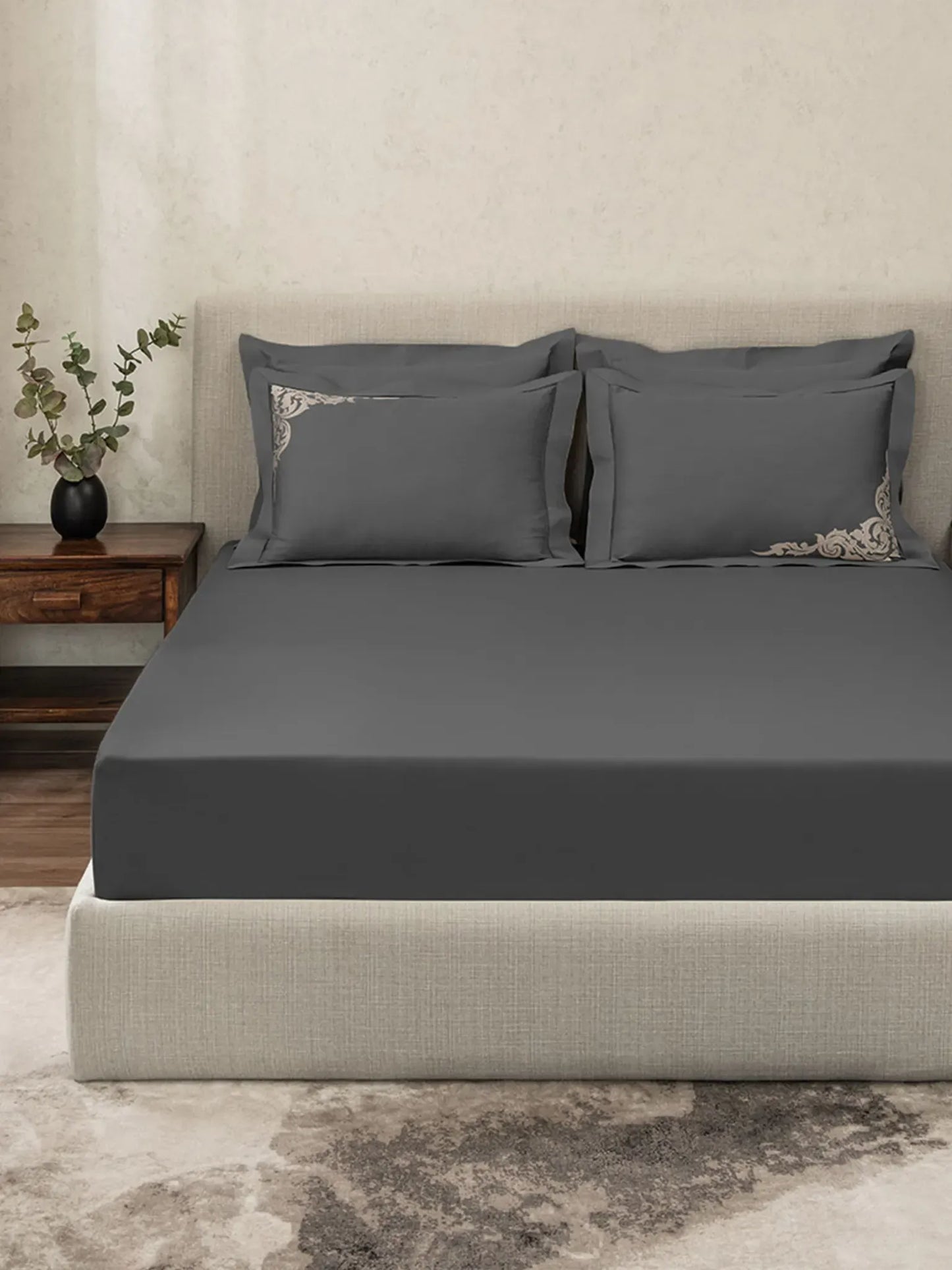 BAROQUE-GRIFFIN KING BED SHEET SET | 1 KING BEDSHEET, 2Pcs PILLOW COVERS