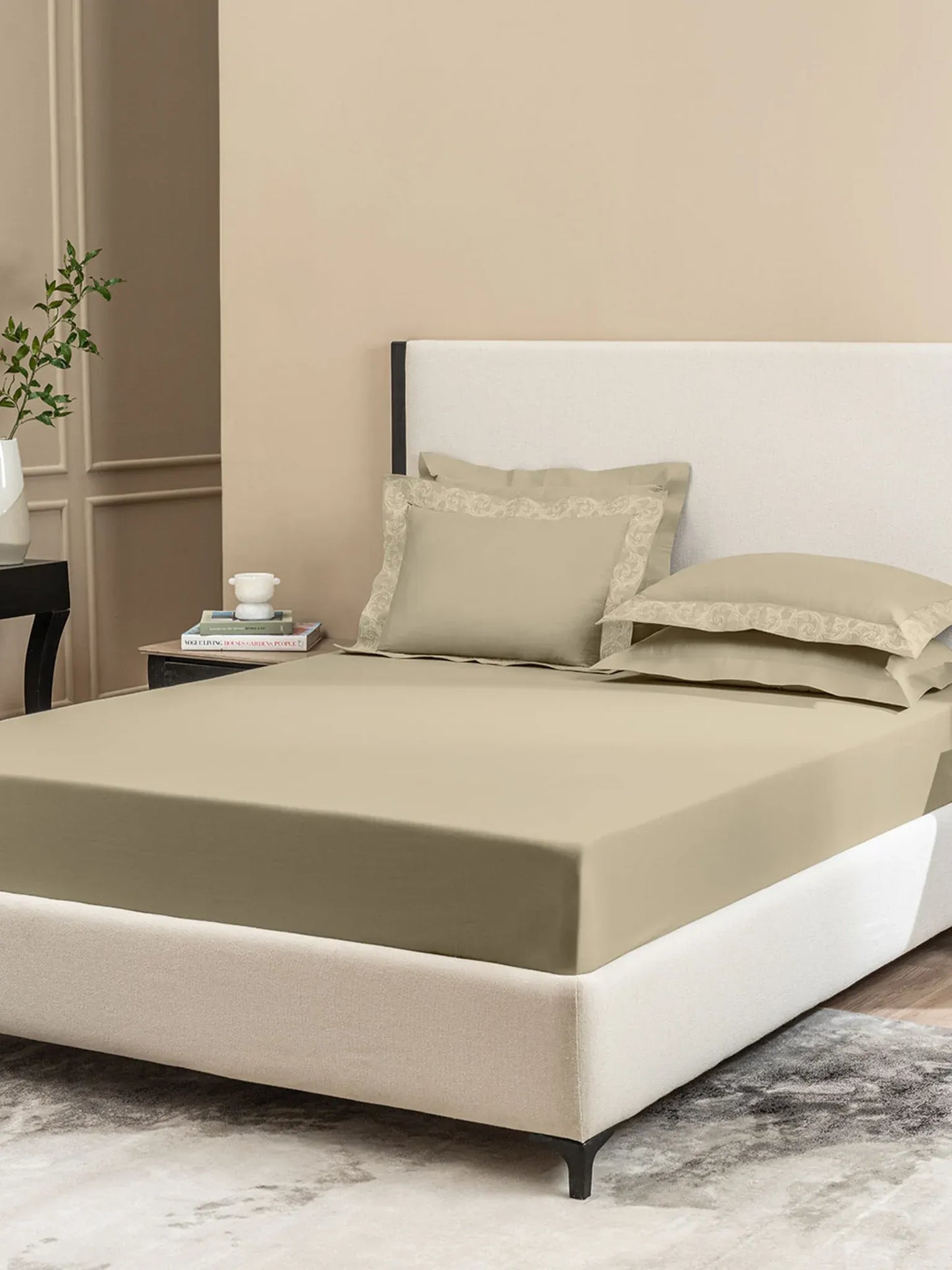 FILIGREE-FRENCH OAK KING BED SHEET SET | 1 KING BEDSHEET , 2Pcs PILLOW COVERS