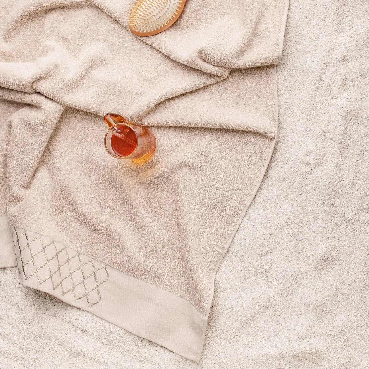 Picasso Towel - Pastoral Ares Bath | Color : Beige