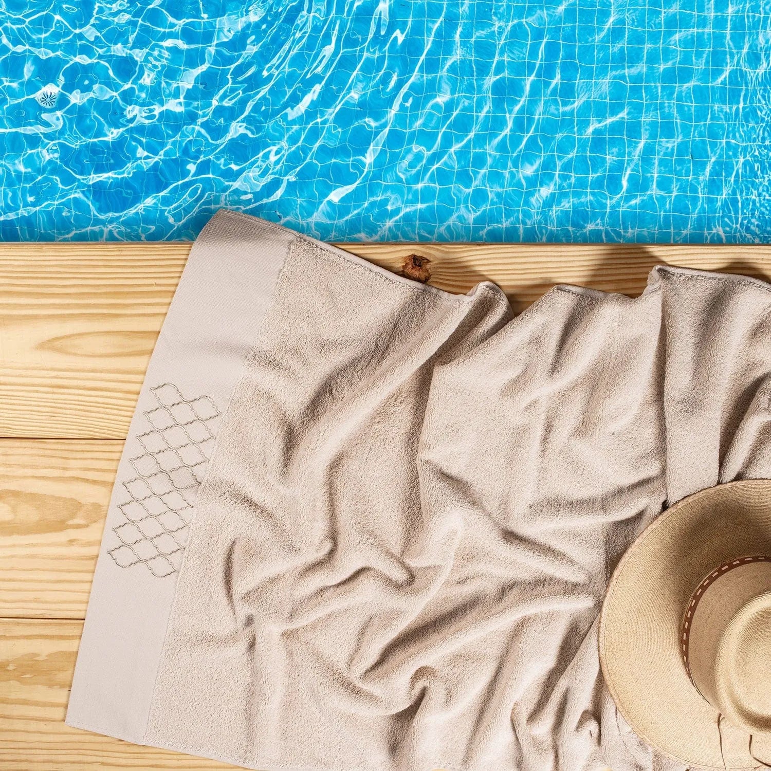 Picasso Towel - Pastoral Ares Bath | Color : Beige