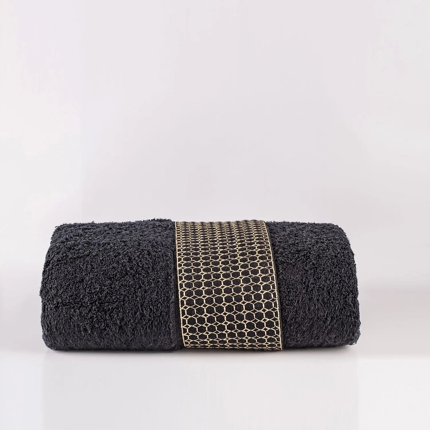 Picasso Towel - Honey Comb Bath | Color : Black