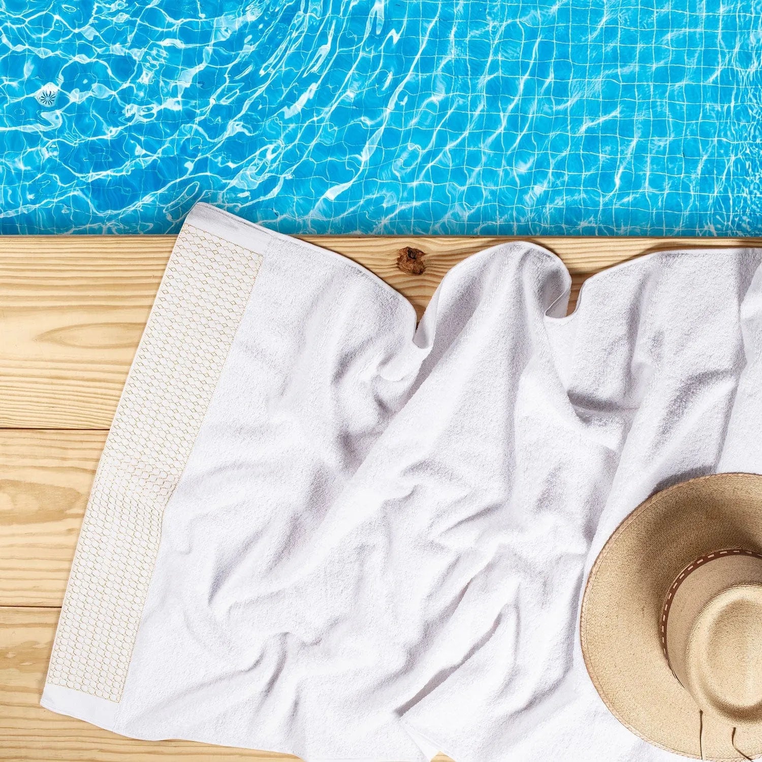 Picasso Towel - Honey Comb Bath | Color :  White
