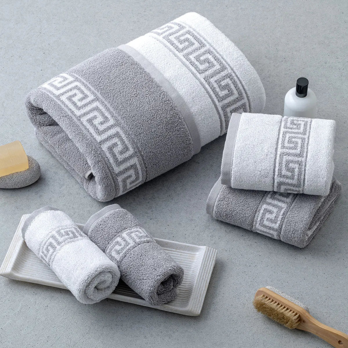 ROMA Bath Towel - Border I Color : Light Grey