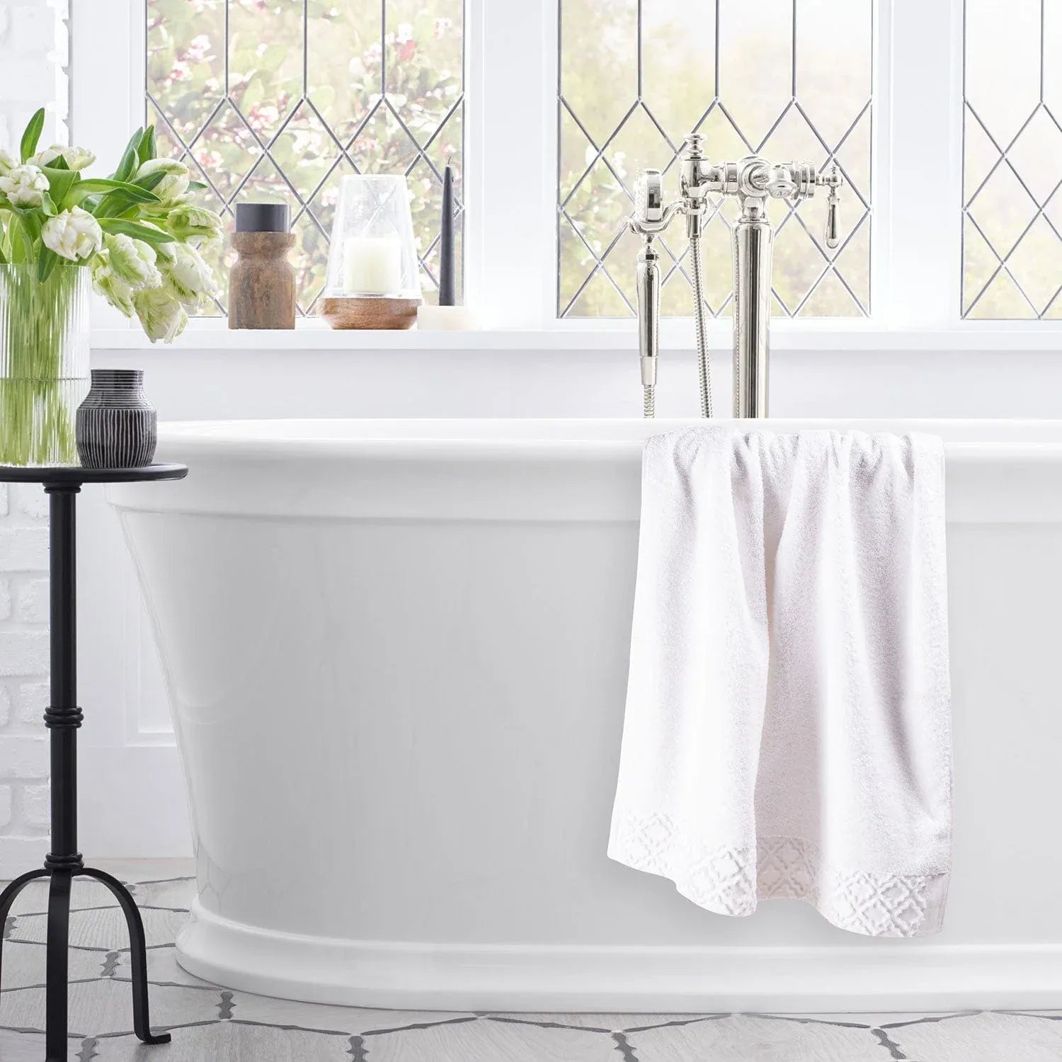 Picasso Towel - Passion Lisa Bath | Color : White