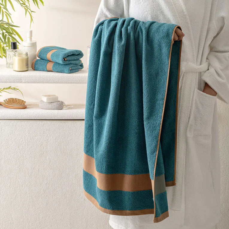 100% Luxury Cotton Bath Towel - Pure Indulgence | Color : Blue 04