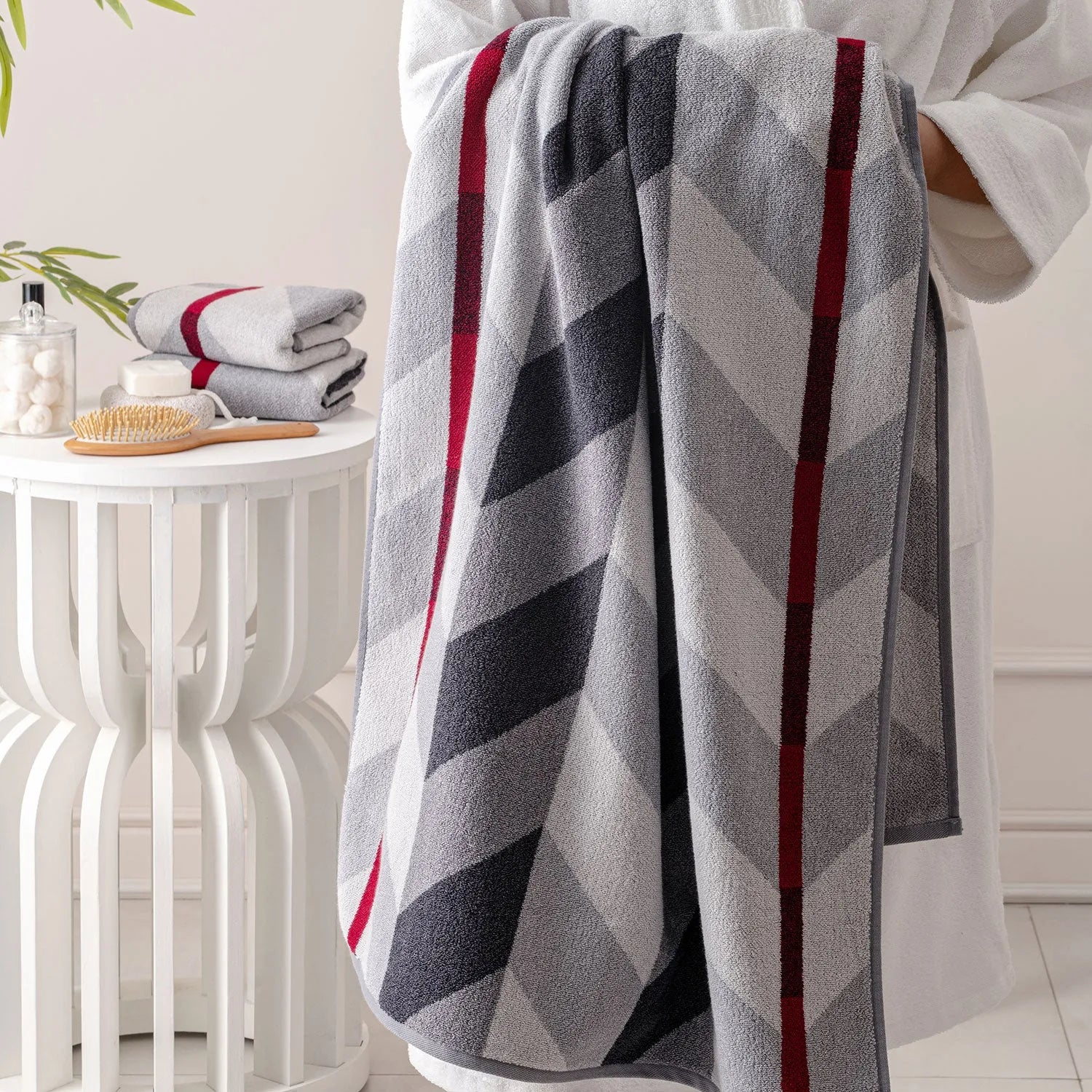 100% Luxury Cotton Bath Towel - Pure Indulgence | Color :  Grey 02