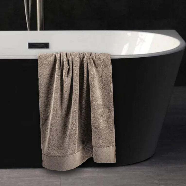 Picasso Bath Towel - Pastoral Diana | Color :  Dark Green