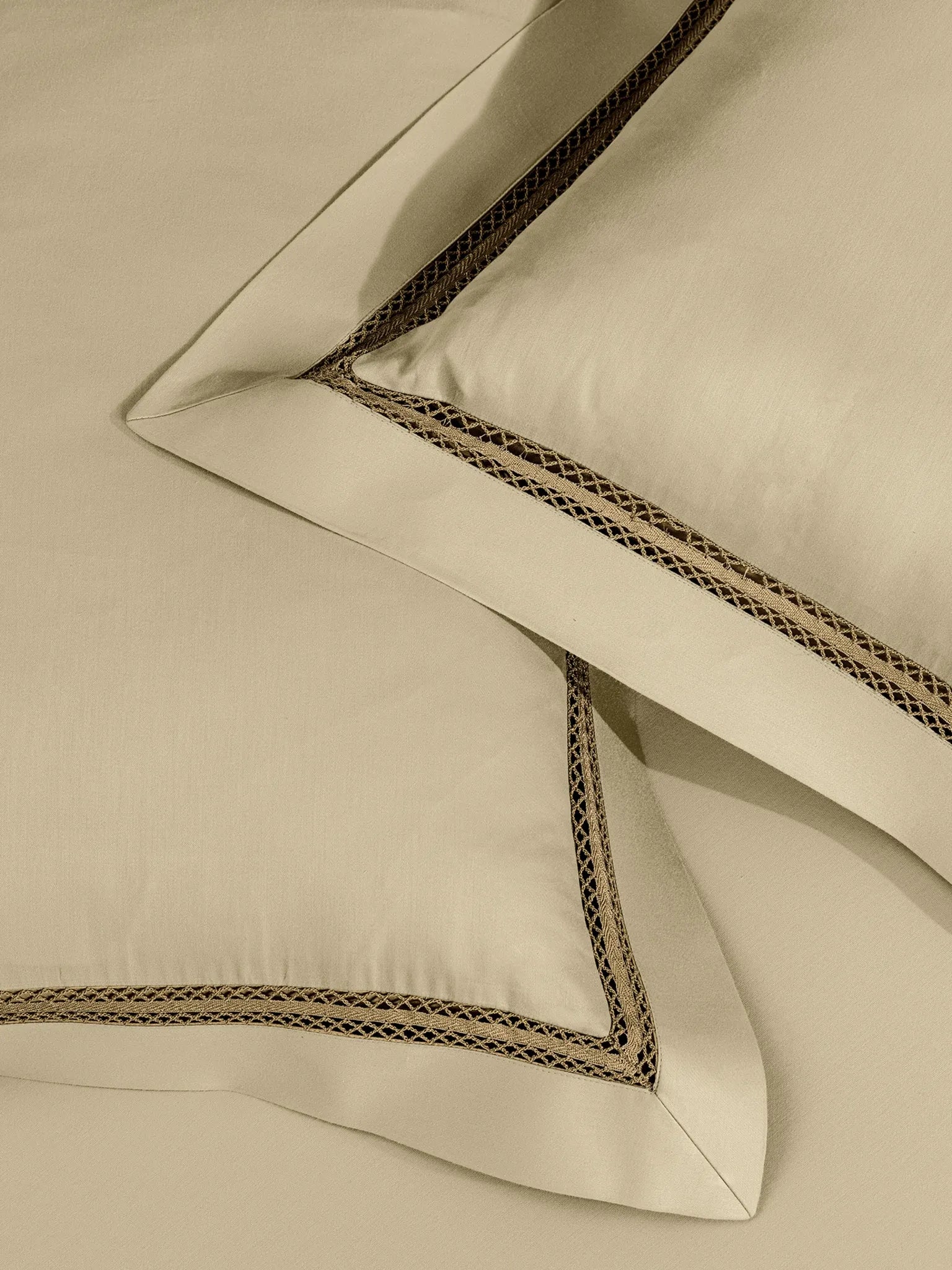 STELLAR-FRENCH OAK KING BED SHEET SET | 1 KING BEDSHEET, 2Pcs PILLOW COVERS