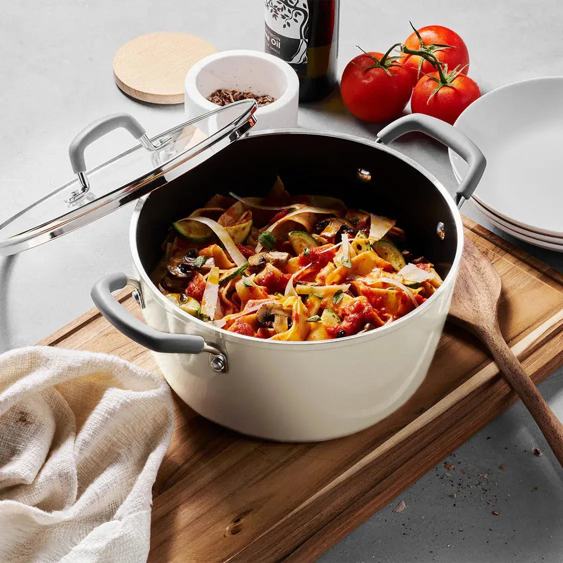 Velo Forged Casserole 24 cm - Sand Tramontina