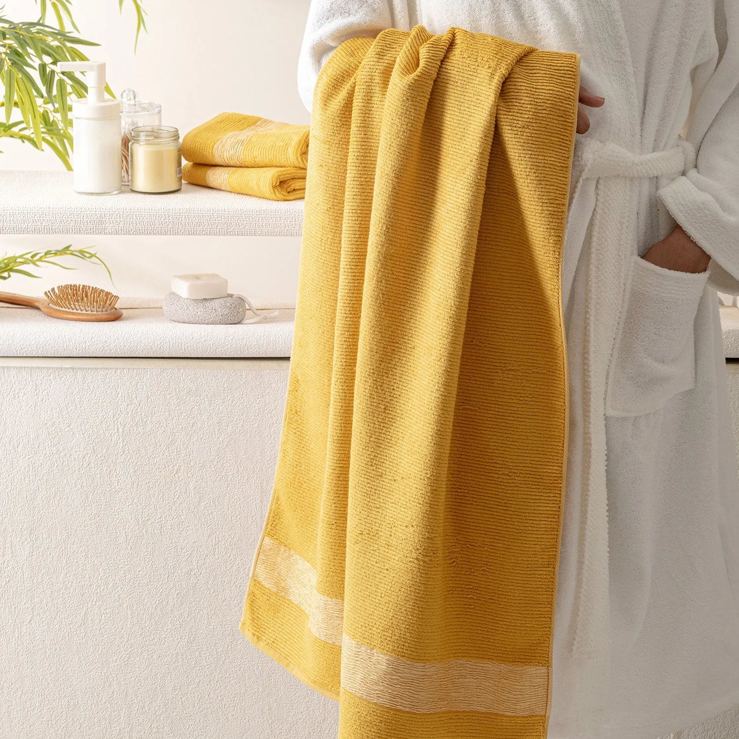 The Bamboo Bath Towel – Lightweight Luxury with Superior Absorbency | Color : Yellow 01
