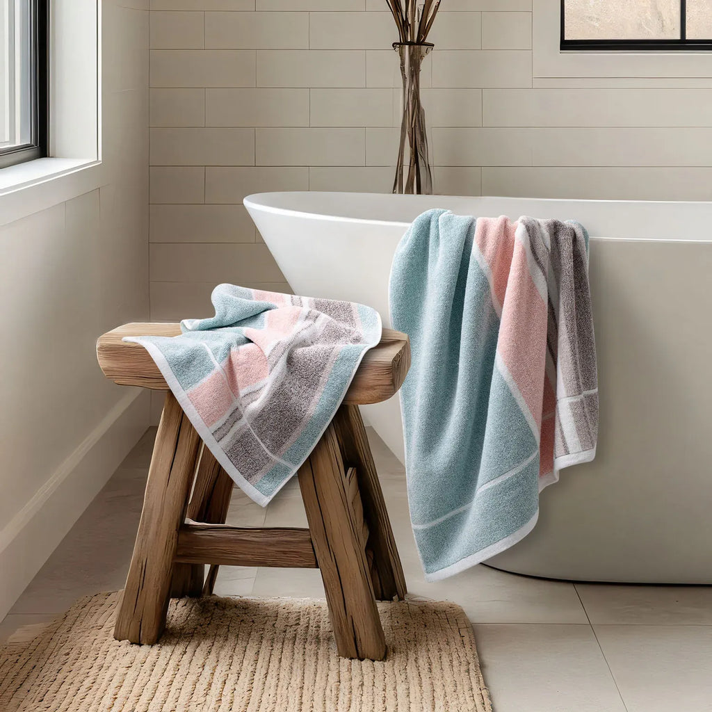 The Bamboo Bath Towel – Lightweight Luxury with Superior Absorbency | Color : Blue 05
