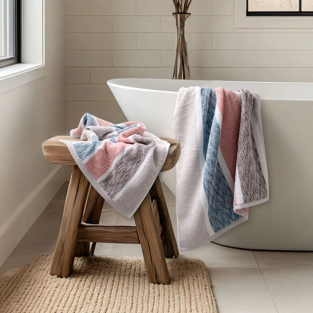 The Bamboo Bath Towel – Lightweight Luxury with Superior Absorbency | Color : Pink 06
