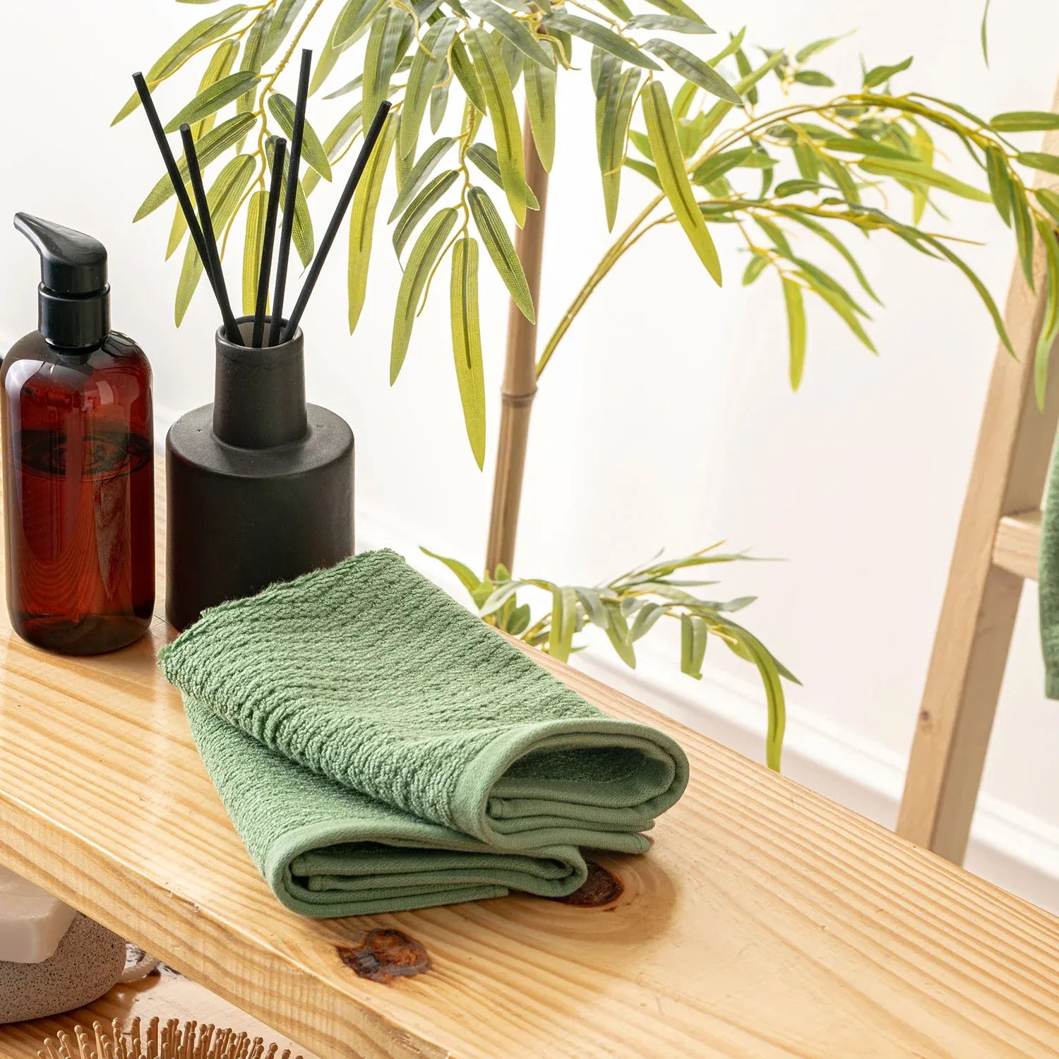 The Bamboo 2 Pcs Face Towel – Gentle Quick-Drying Care for Your Skin | Color : Green 04