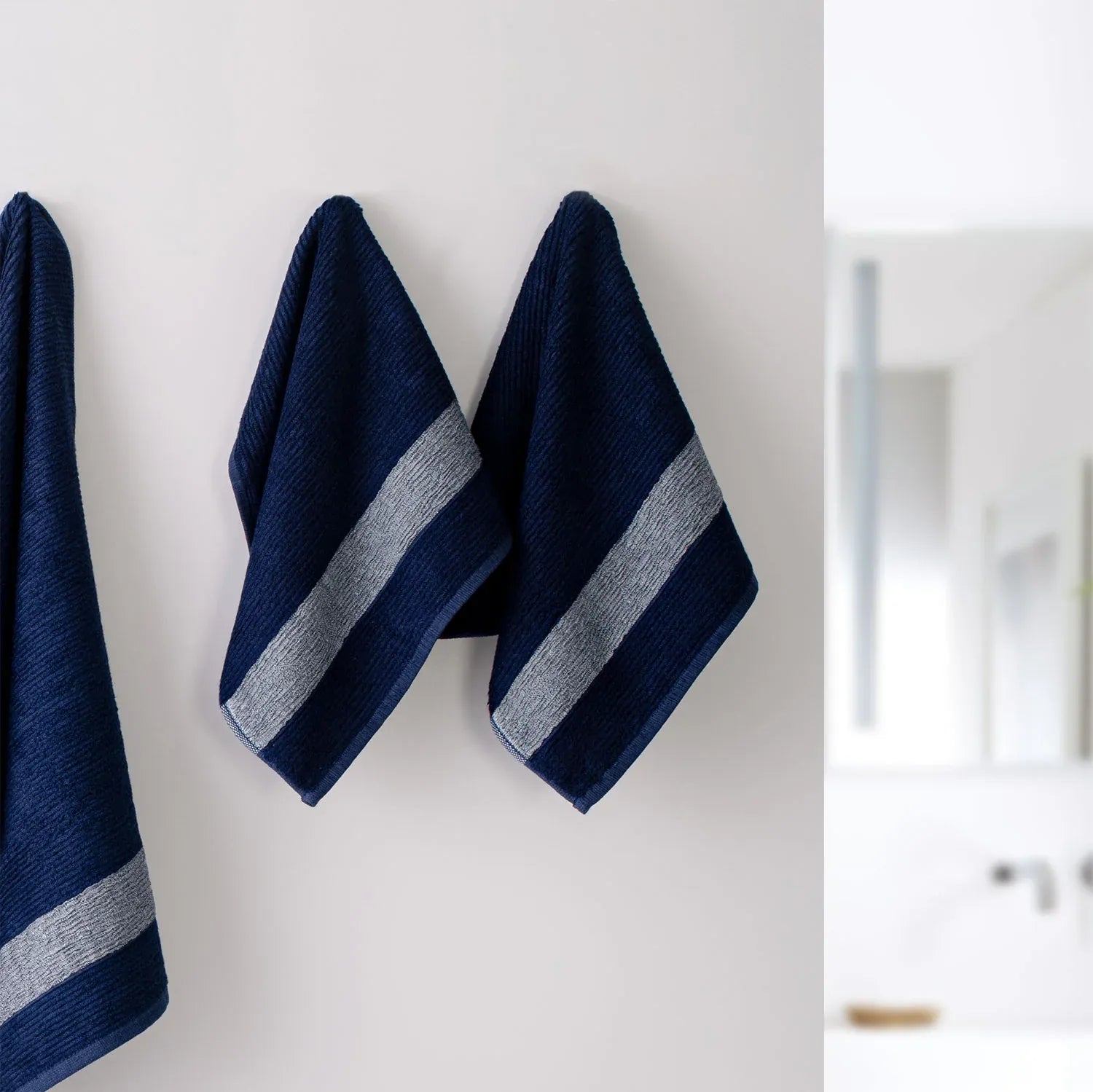 The Bamboo 2 Pcs Face Towel – Gentle Quick-Drying Care for Your Skin | Color : Navy 01