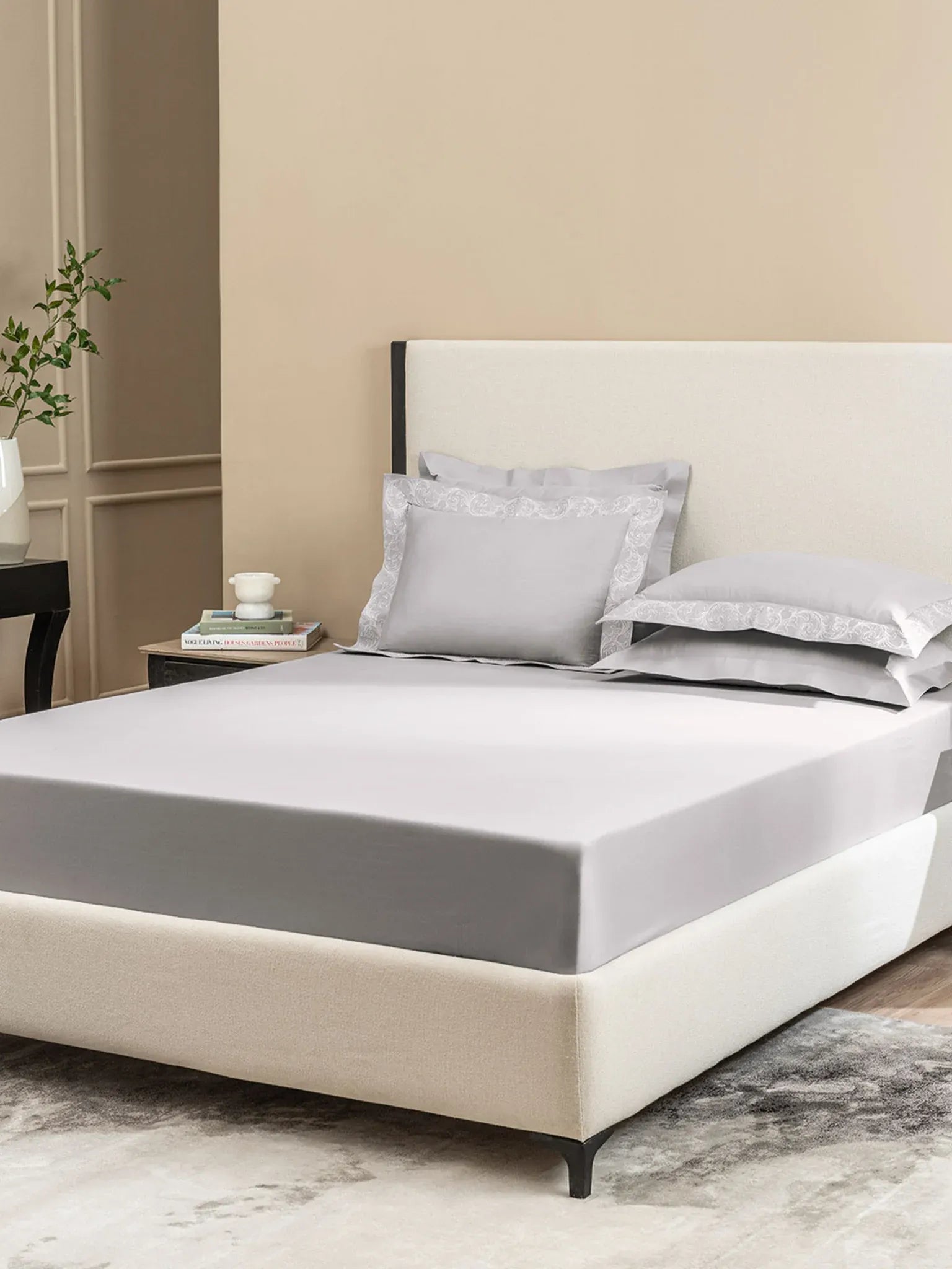 FILIGREE-OYSTER KING BED SHEET SET | 1 KING BEDSHEET, 2Pcs PILLOW COVERS