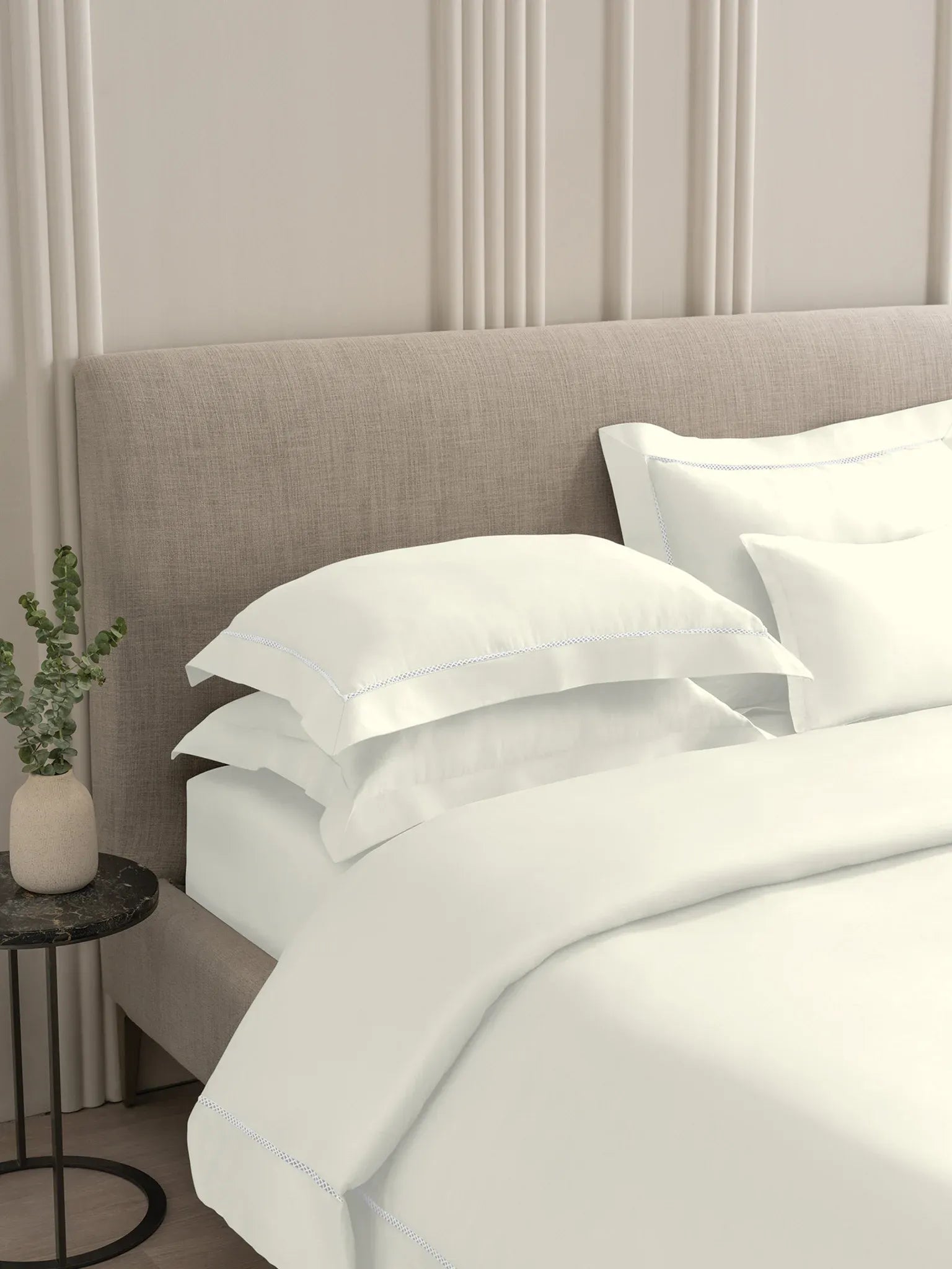 GRACE-MILK WHITE KING BED SHEET SET | 1 KING BEDSHEET, 2Pcs PILLOW COVERS