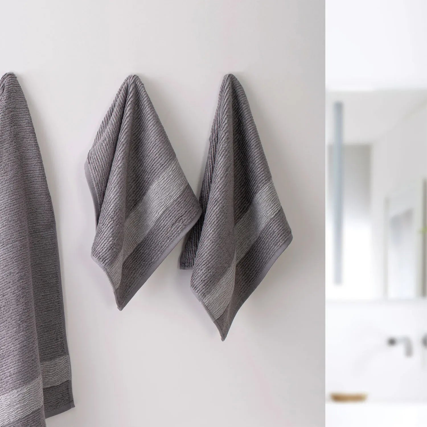 The Bamboo 2 Pcs Face Towel – Gentle Quick-Drying Care for Your Skin | Color : Grey 01