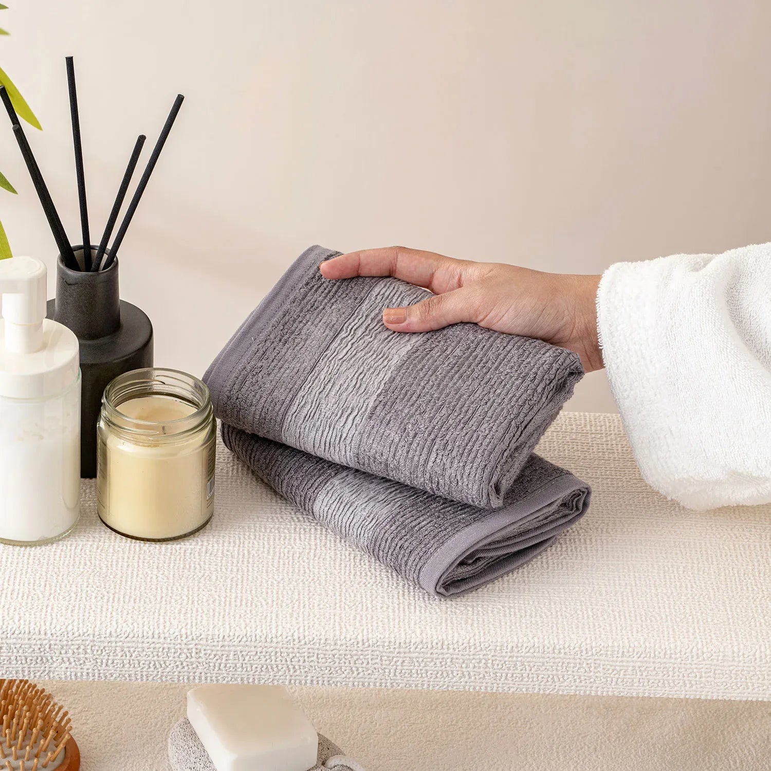 The Bamboo 2 Pcs Hand Towel – Ultra-Absorbent Elegance for Everyday Use| Color : Grey 01