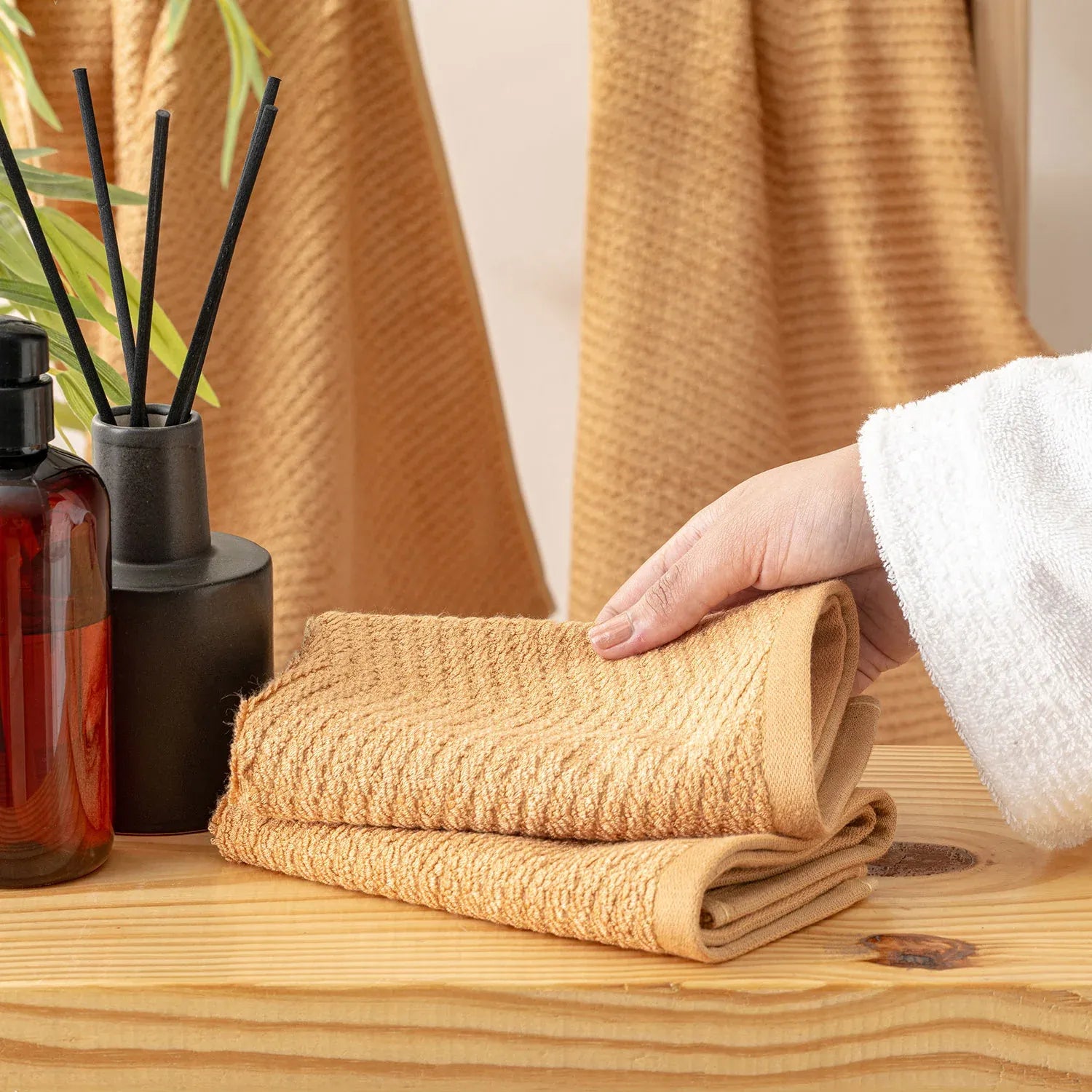 The Bamboo 2 Pcs Hand Towel – Ultra-Absorbent Elegance for Everyday Use| Color : Brown 04