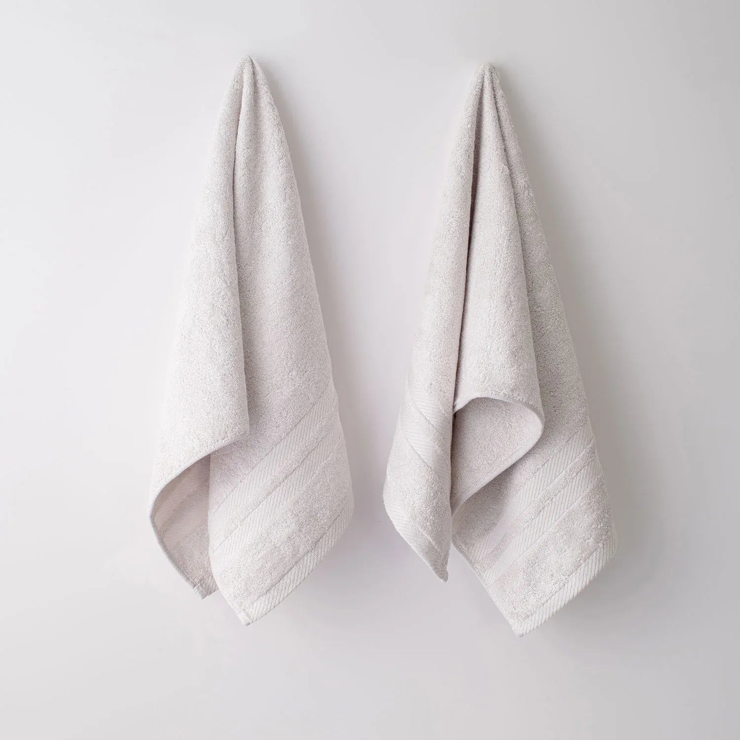 The Bamboo 2 Pcs Hand Towel – Ultra-Absorbent Elegance for Everyday Use| Color : Light Grey 03