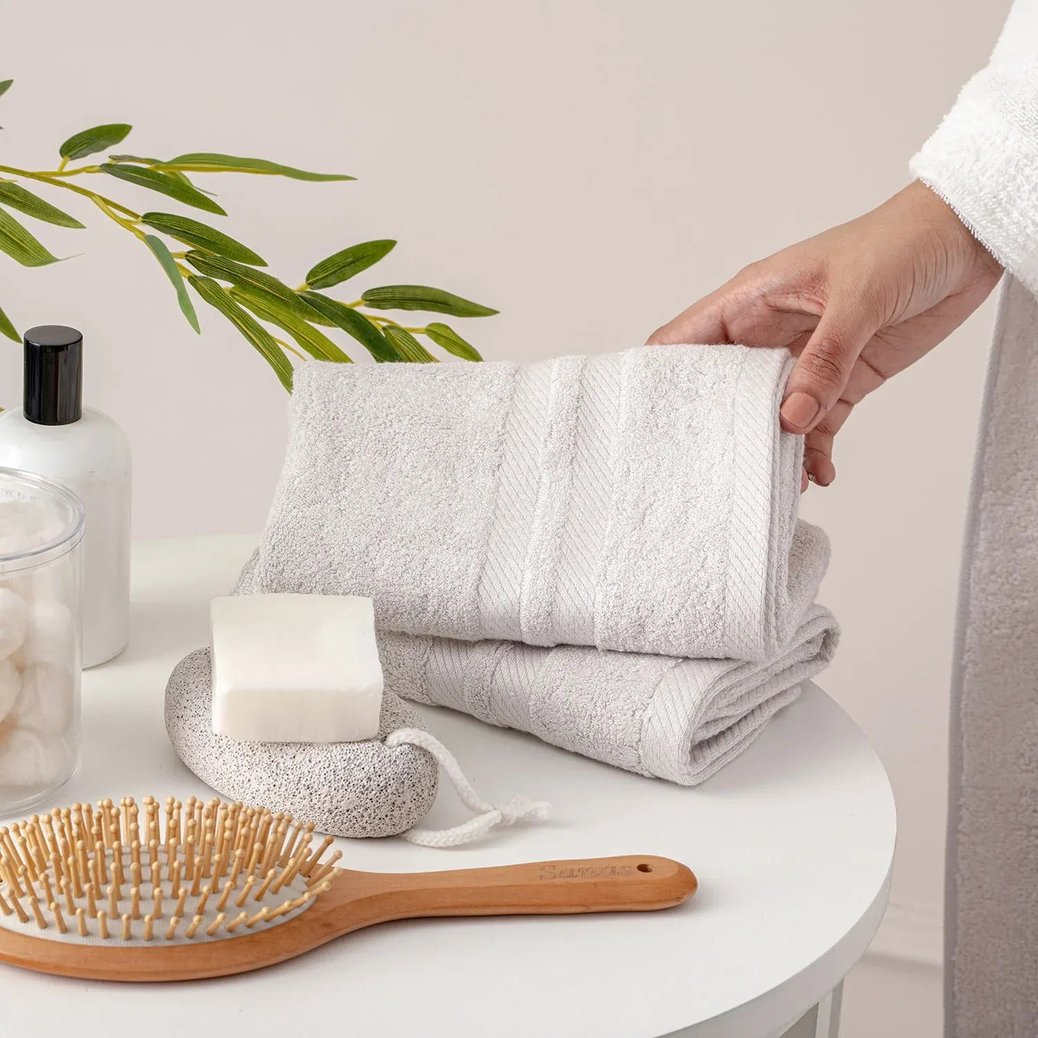 The Bamboo 2 Pcs Hand Towel – Ultra-Absorbent Elegance for Everyday Use| Color : Light Grey 03